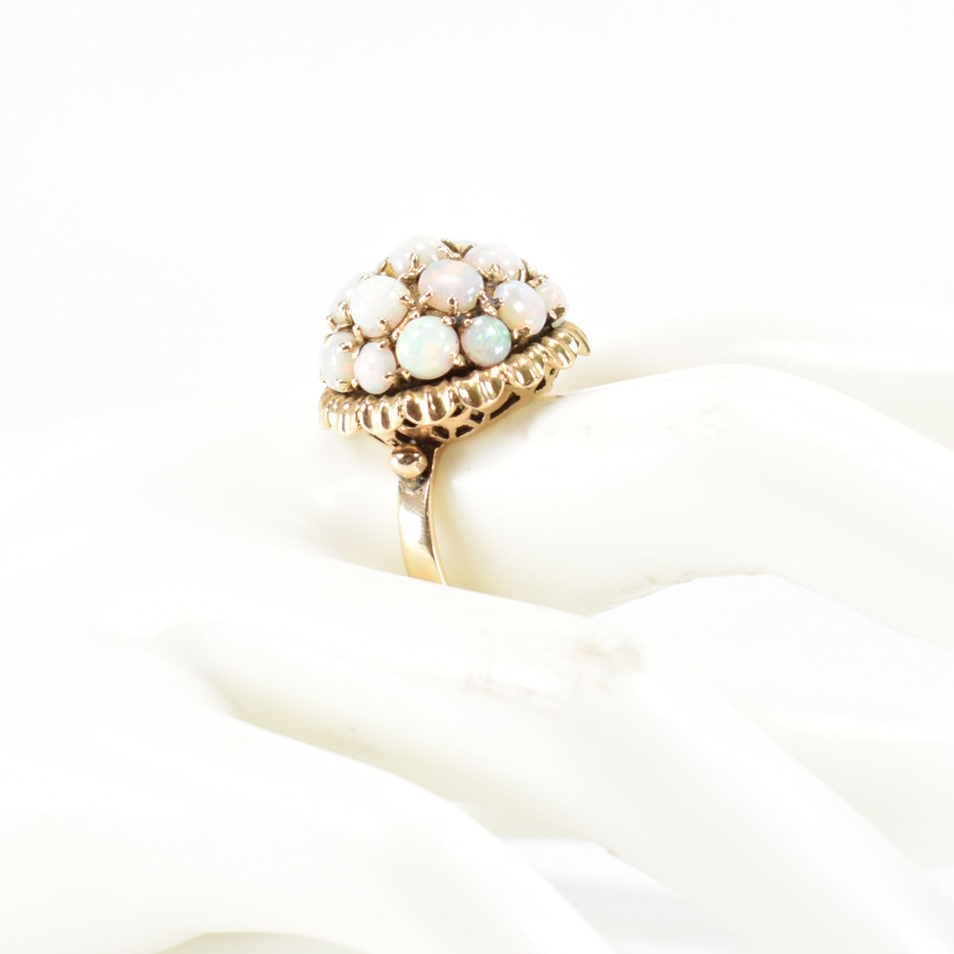 VINTAGE GOLD & OPAL BOMBE RING - Image 11 of 11