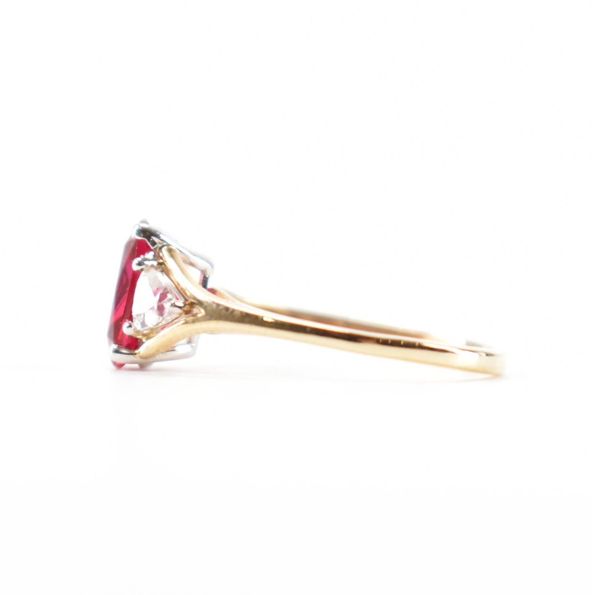 HALLMARKED 9CT GOLD & SYNTHETIC RUBY RING - Image 2 of 8