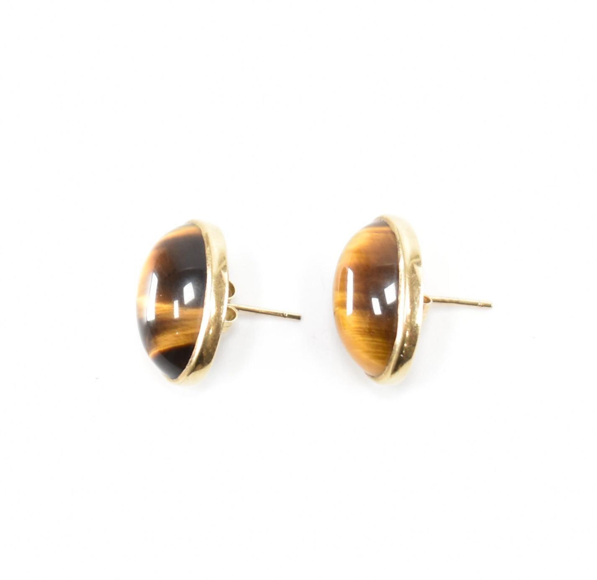 HALLMARKED 9CT GOLD & TIGERS EYE STUD EARRINGS - Image 3 of 3