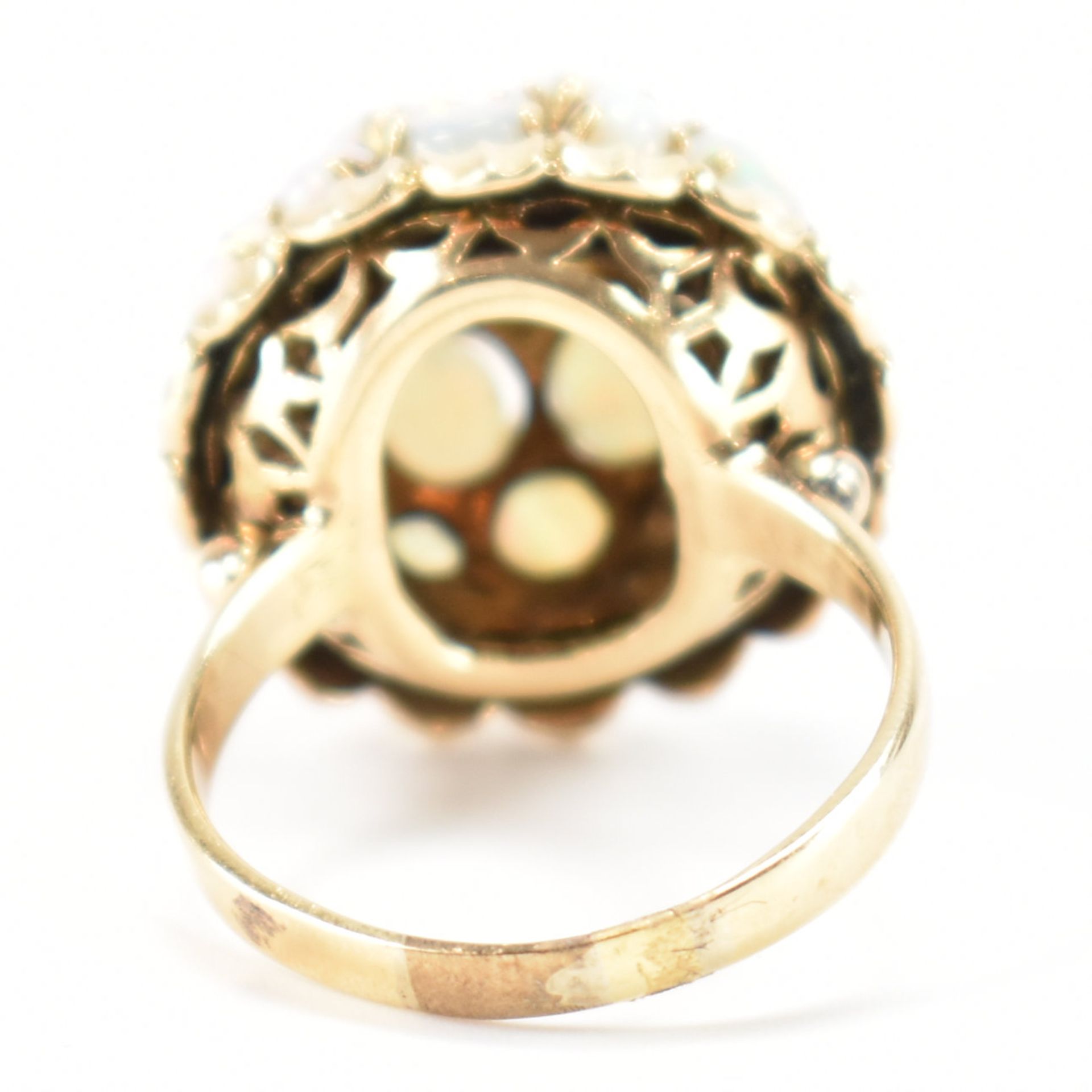 VINTAGE GOLD & OPAL BOMBE RING - Image 4 of 11