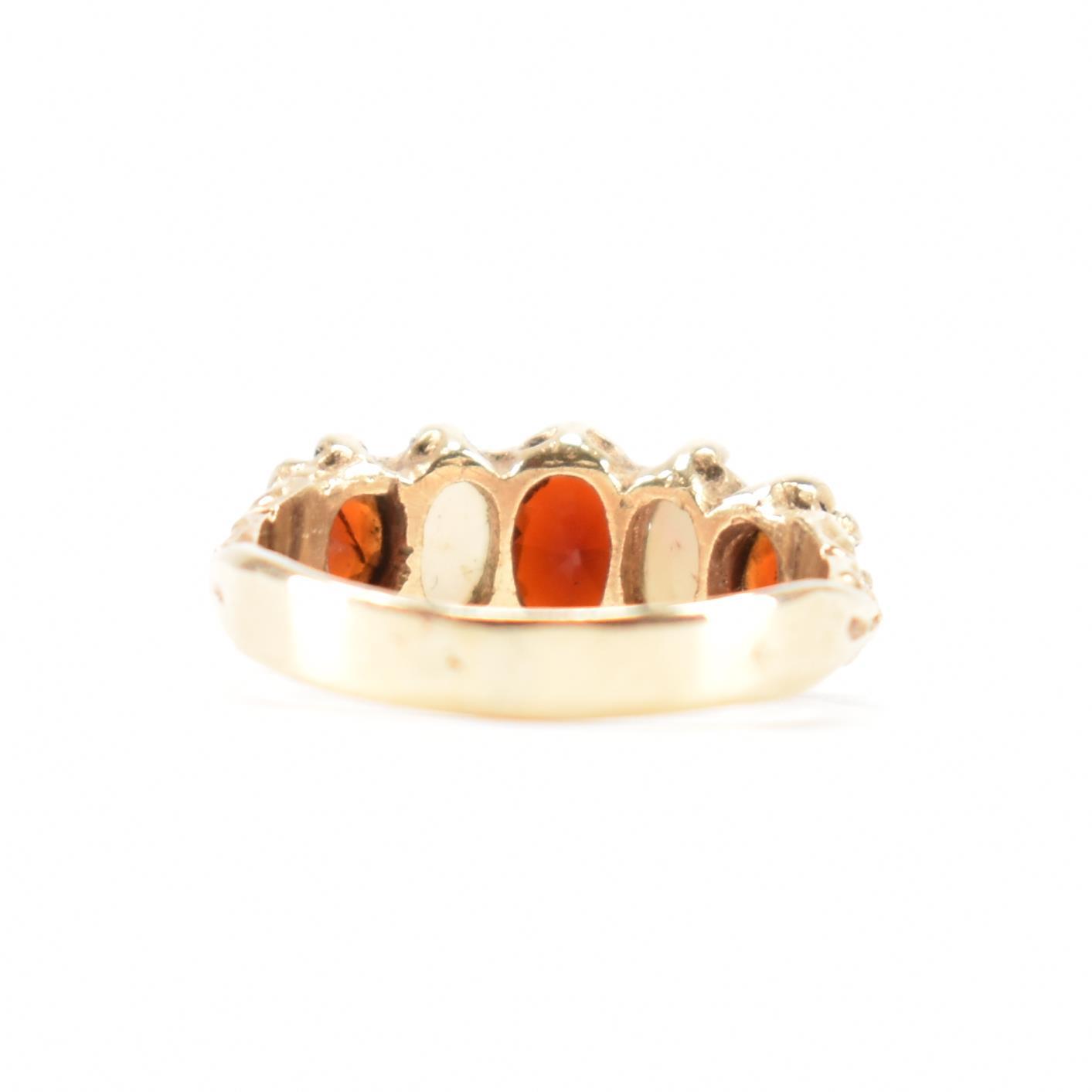 VINTAGE GOLD OPAL & GARNET 5 STONE RING - Image 3 of 6