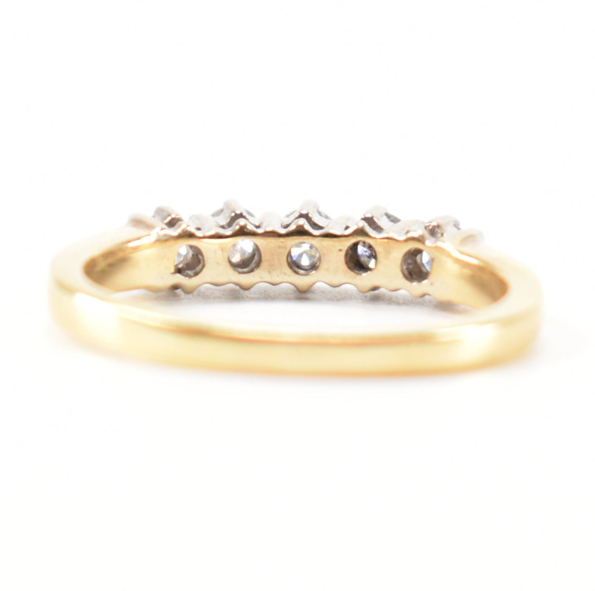 VINTAGE GOLD & DIAMOND 5 STONE RING - Image 3 of 8