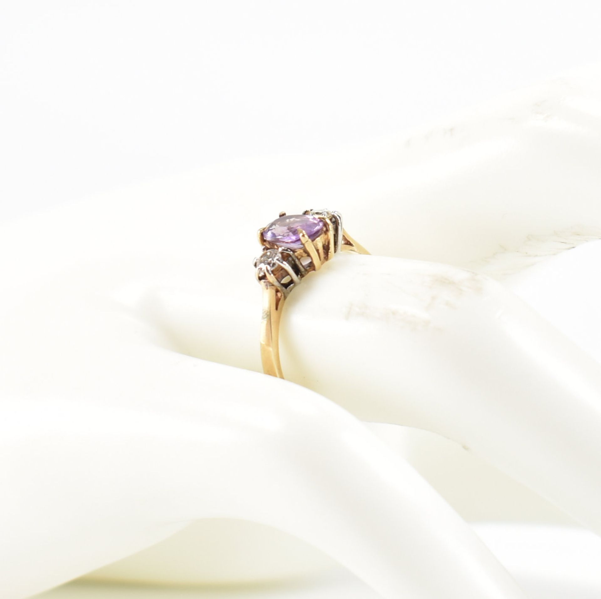 HALLMARKED AMETHYST & DIAMOND THREE STONE RING - Image 9 of 9