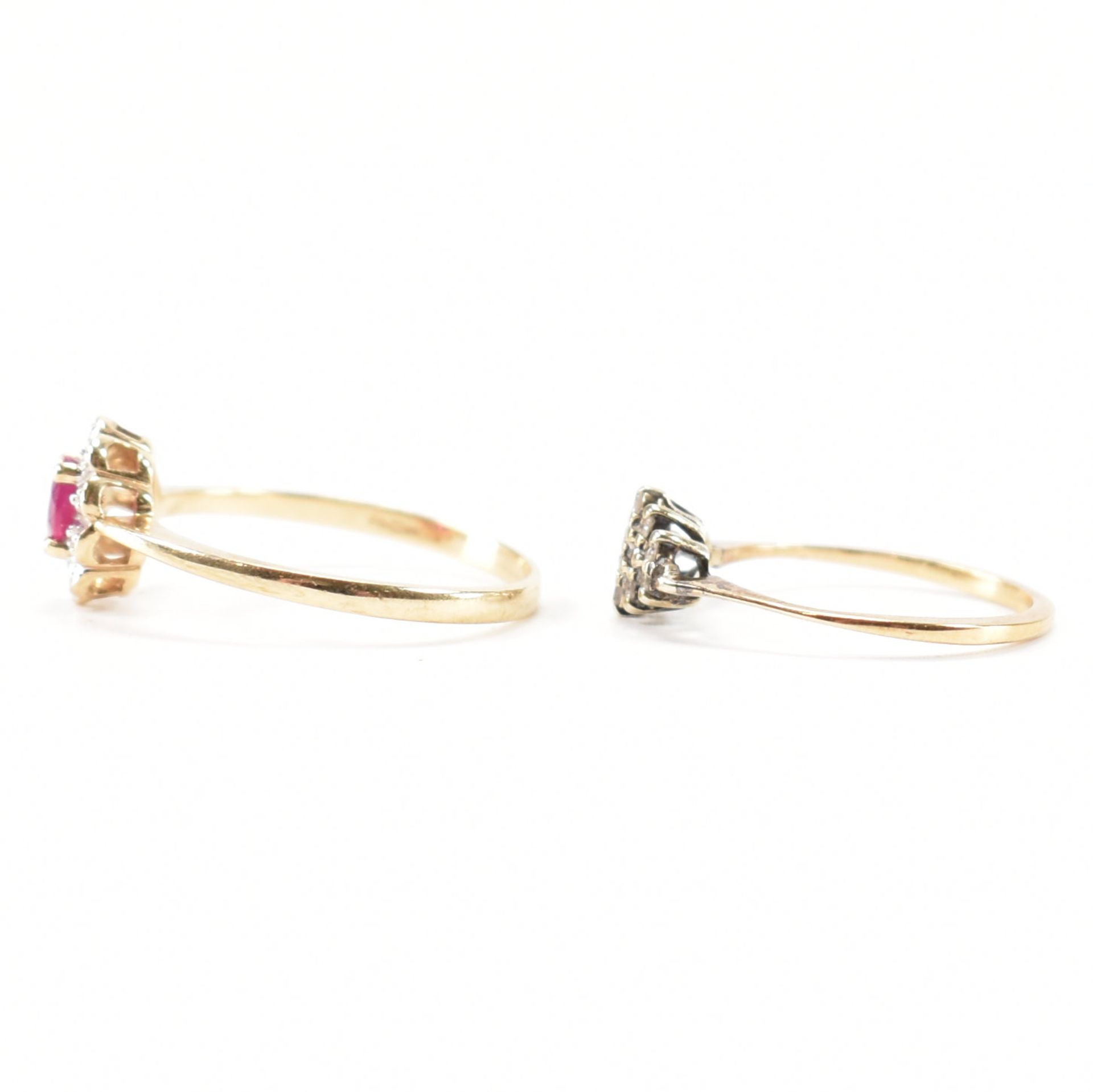 TWO VINTAGE GOLD RINGS - RUBY & DIAMOND - Image 2 of 10