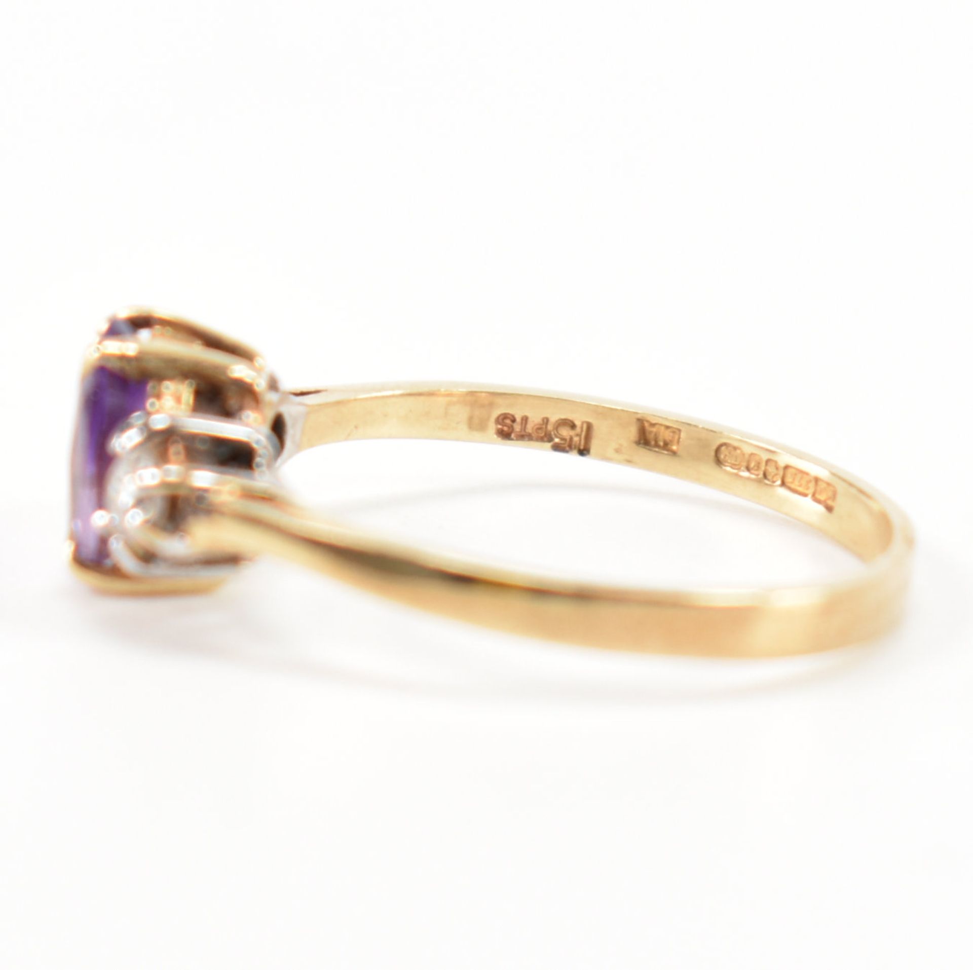 HALLMARKED AMETHYST & DIAMOND THREE STONE RING - Image 7 of 9