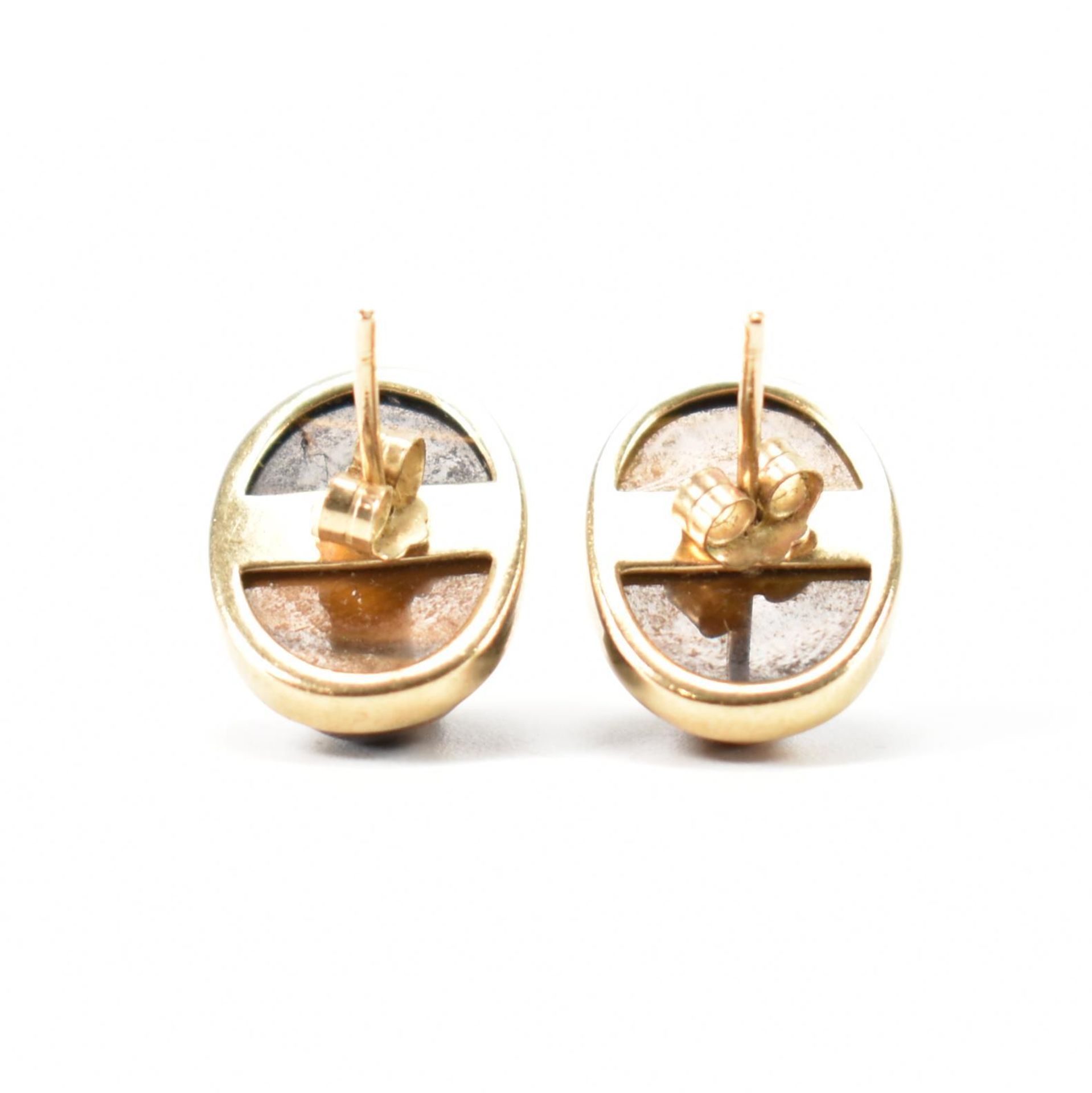 HALLMARKED 9CT GOLD & TIGERS EYE STUD EARRINGS - Image 2 of 3