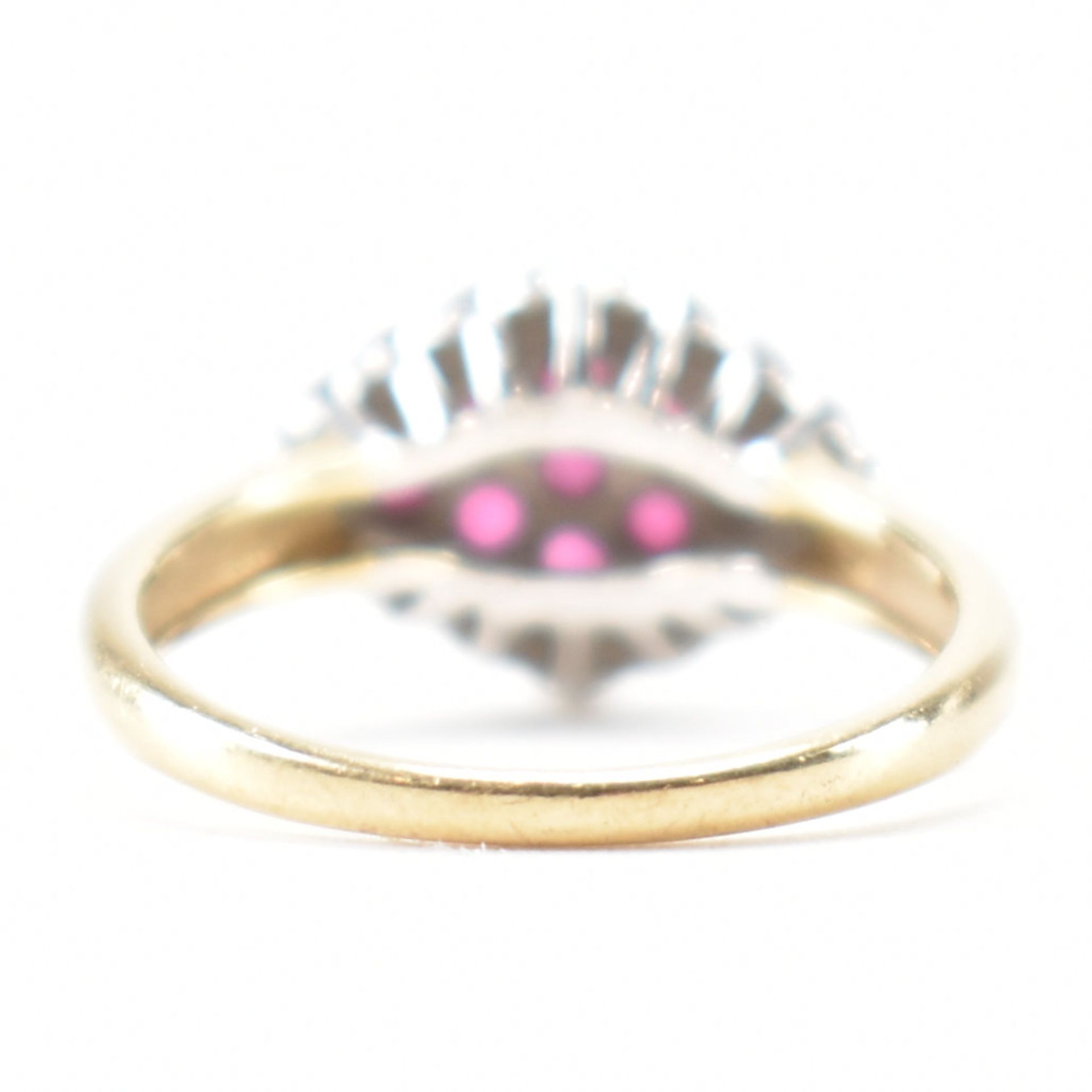 HALLMARKED 9CT GOLD RUBY & DIAMOND CLUSTER RING - Image 4 of 9