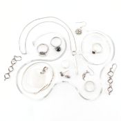 ASSORTED COLLECTION OF 925 SILVER JEWELLERY
