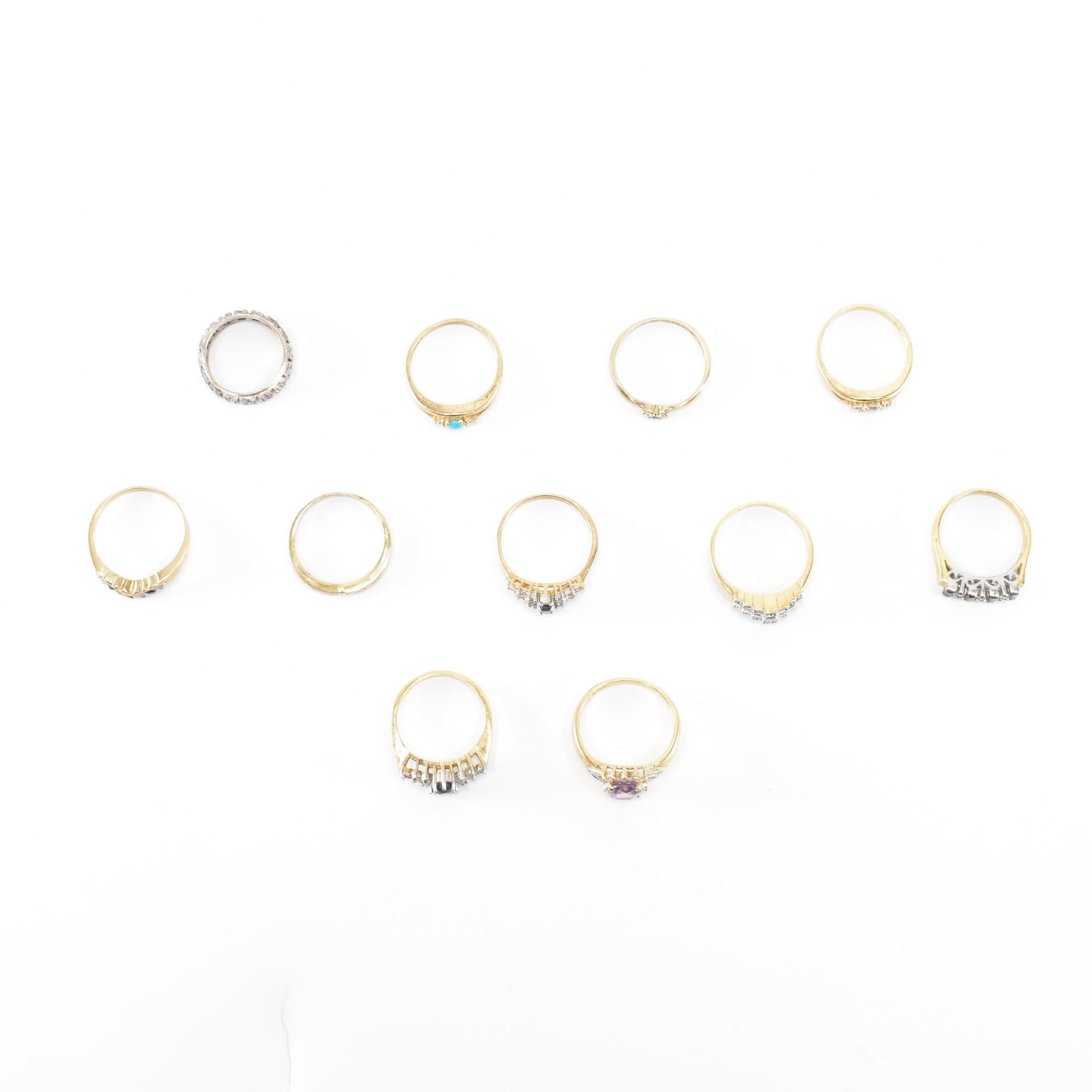 COLLECTION OF GOLD ON SILVER GEM SET RINGS - Image 5 of 5