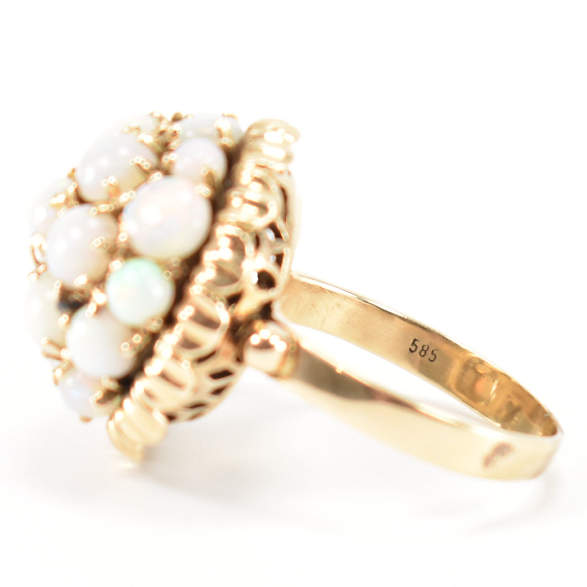 VINTAGE GOLD & OPAL BOMBE RING - Image 6 of 11
