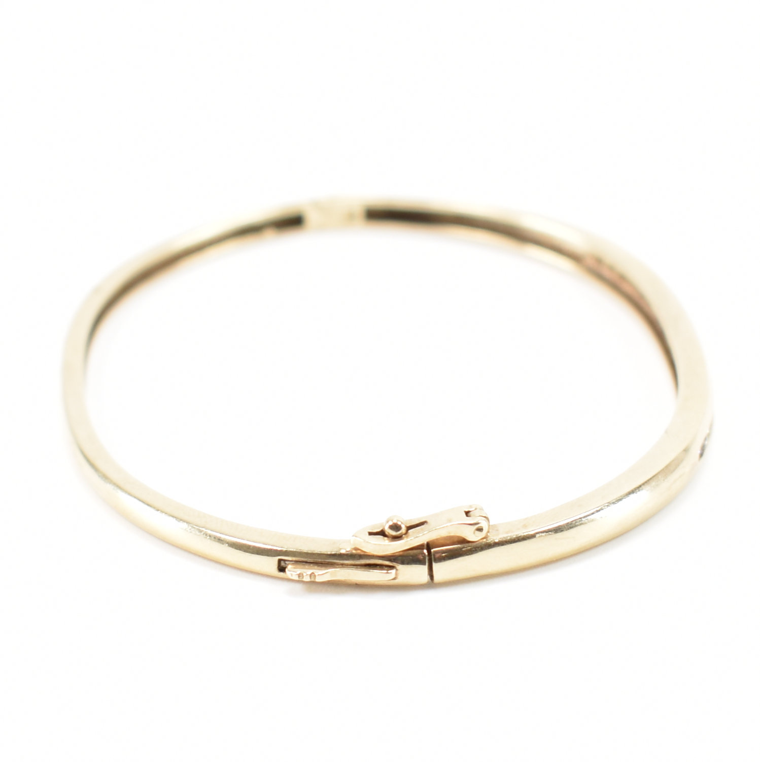 HALLMARKED 9CT GOLD & DIAMOND HINGED BANGLE - Image 4 of 6