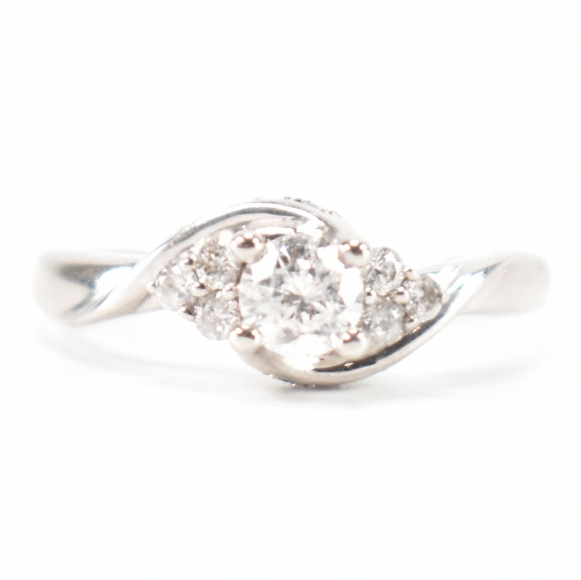 WHITE GOLD & DIAMOND CROSSOVER RING