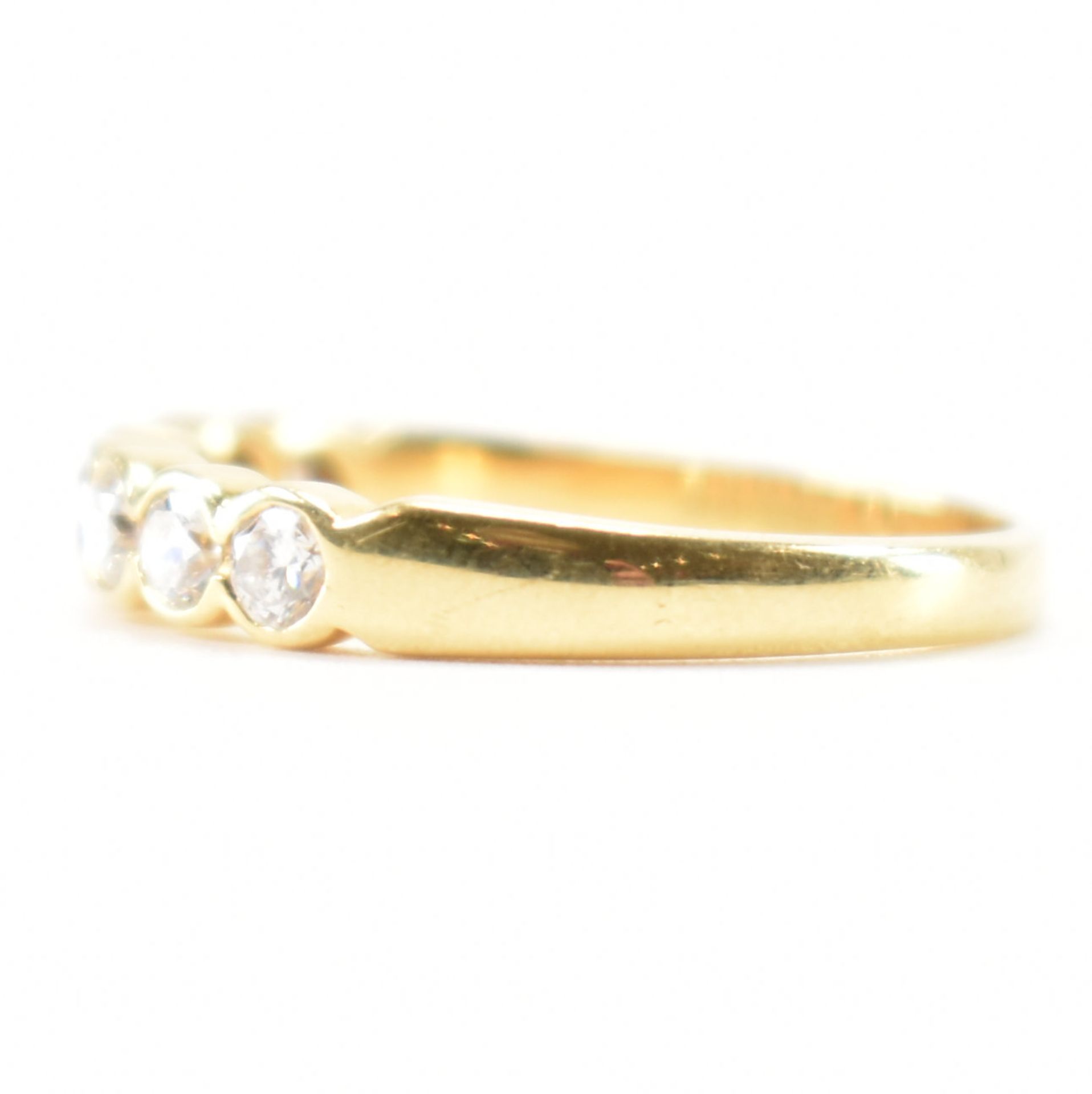 HALLMARKED 18CT GOLD & DIAMOND 7 STONE RING - Image 2 of 9