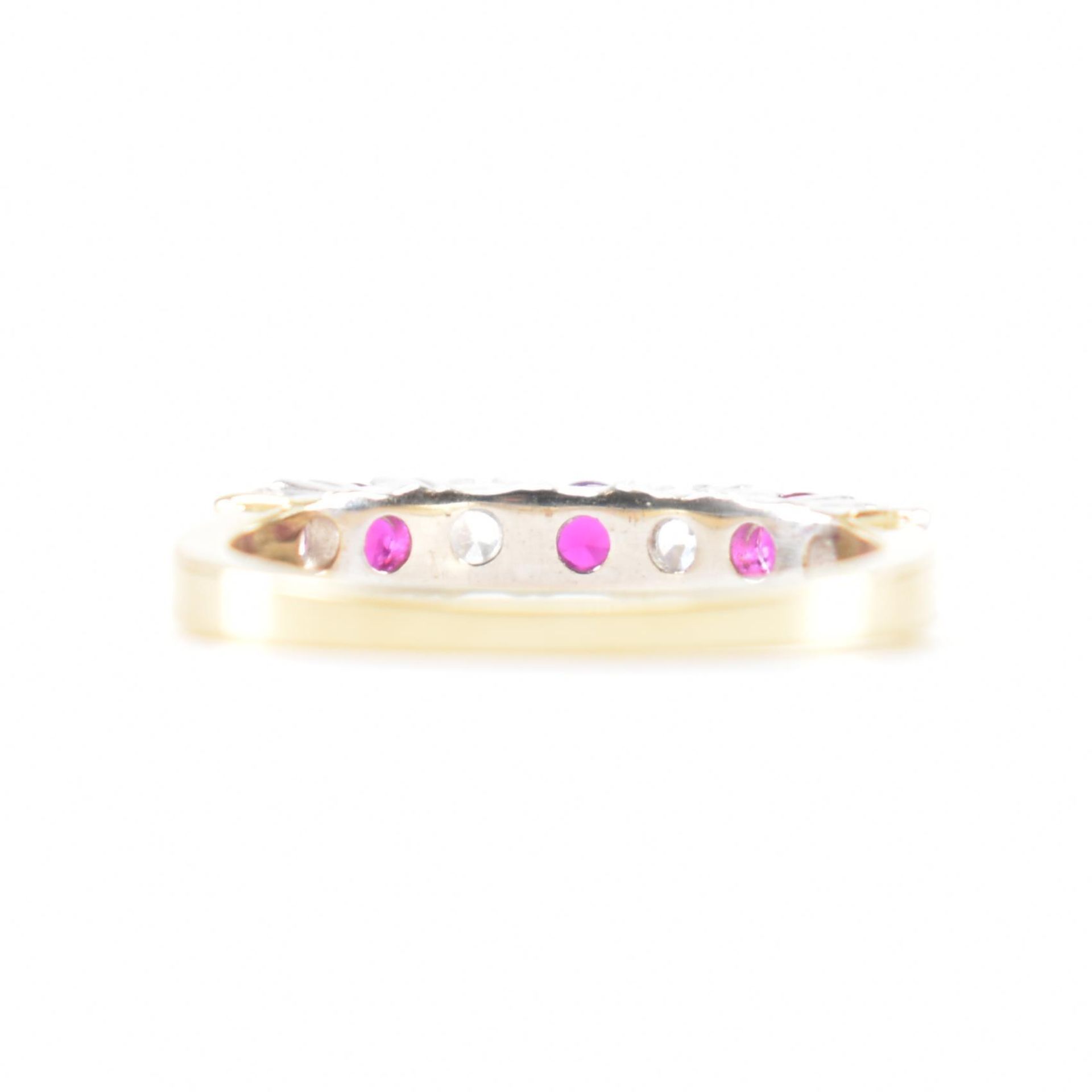 HALLMARKED 9CT GOLD SYNTHETIC RUBY & CZ HALF ETERNITY RING - Image 3 of 8