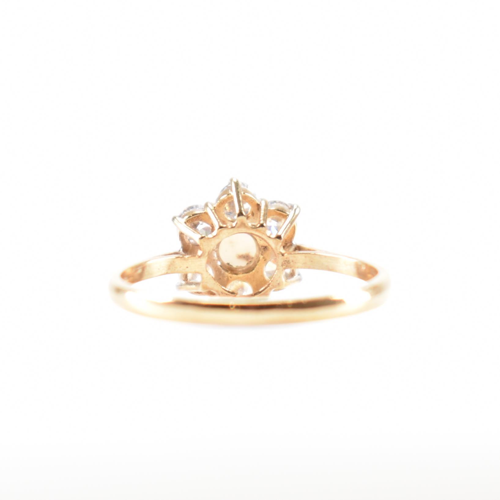 HALLMARKED 9CT GOLD OPAL & CZ CLUSTER RING - Image 3 of 7