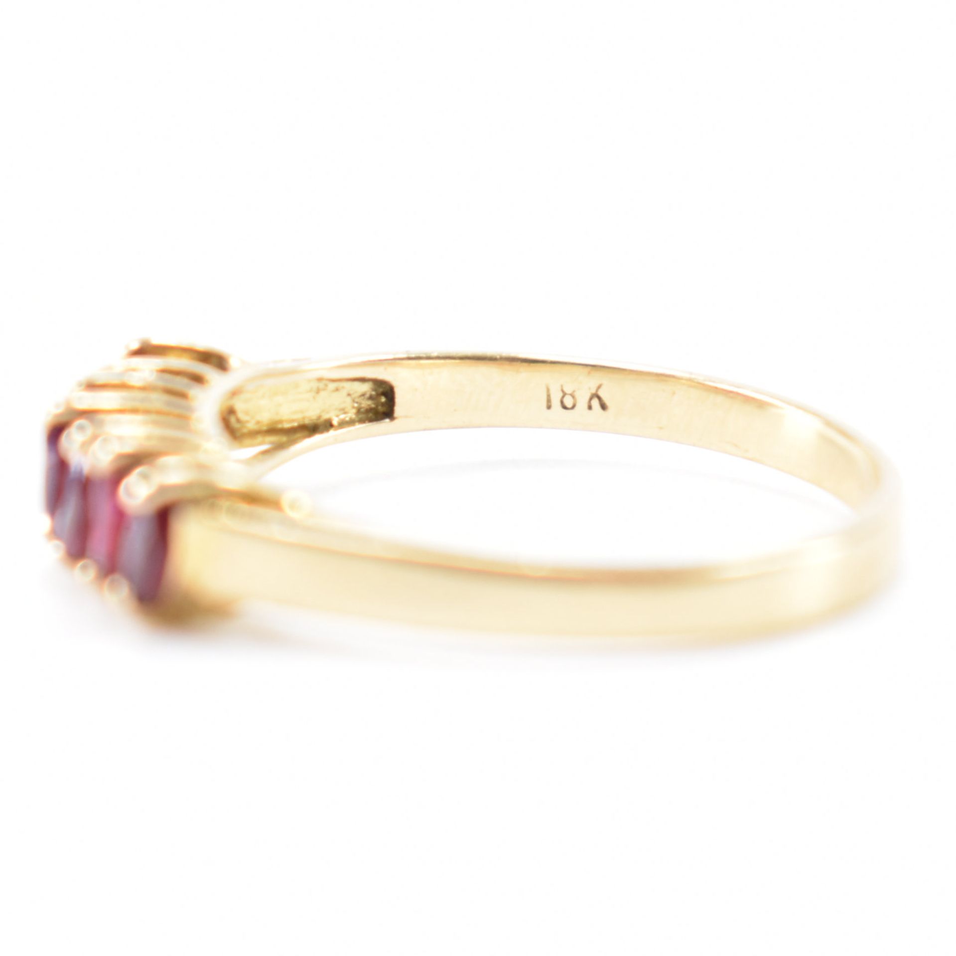 GOLD & RUBY SEVEN STONE RING - Image 7 of 9