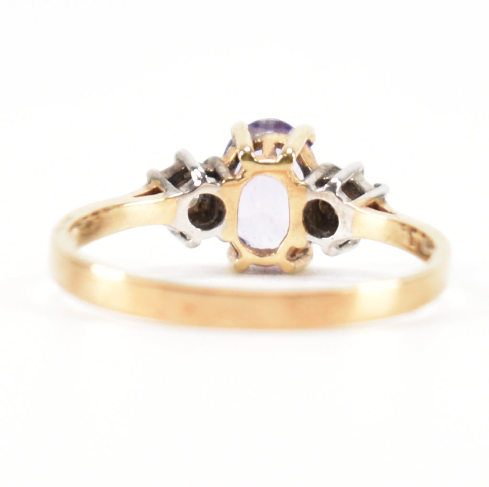 HALLMARKED AMETHYST & DIAMOND THREE STONE RING - Image 3 of 9