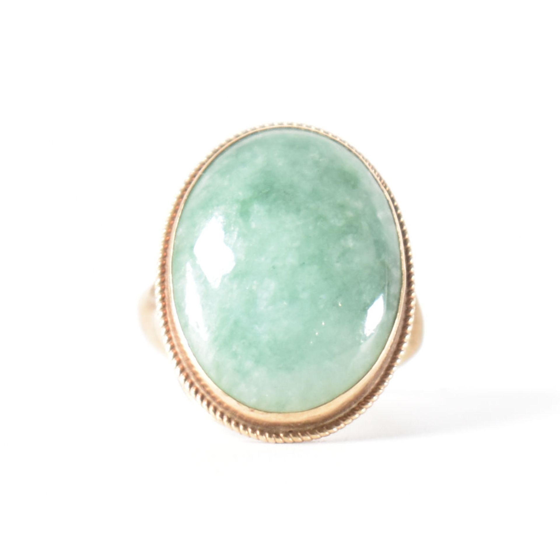 HALLMARKED 9CT GOLD JADE CABOCHON RING