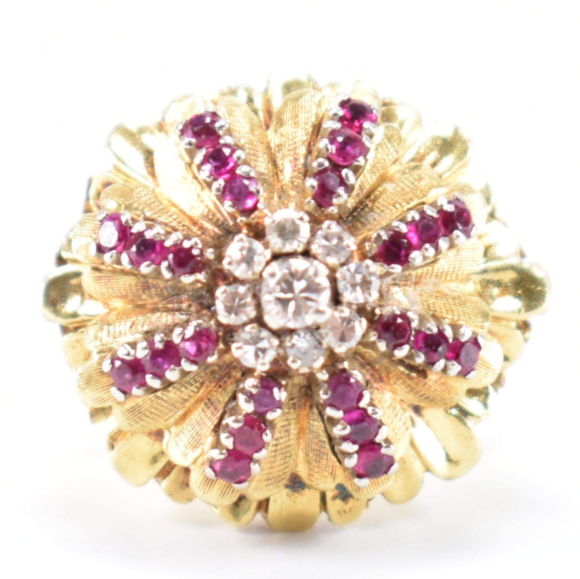 VINTAGE MID CENTURY DIAMOND & RUBY FLOWER RING