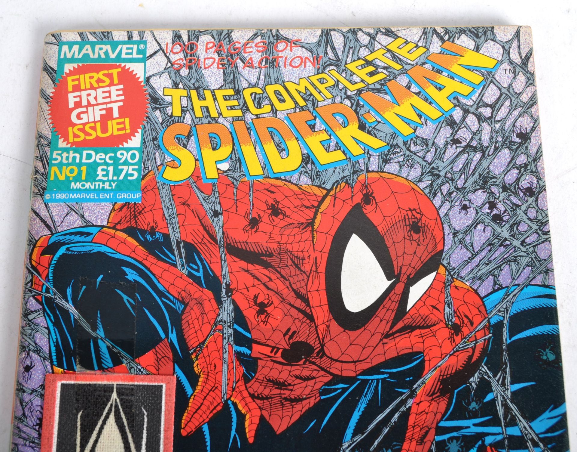 COMIC BOOK - COMPLETE SPIDER-MAN #1 WITH FREE GIFT - Bild 2 aus 6