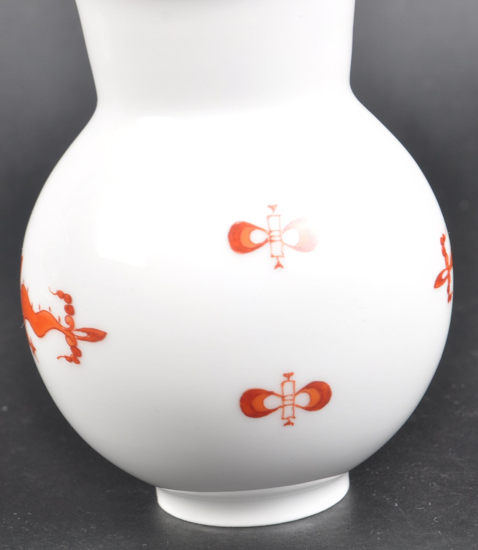 19TH CENTURY MEISSEN OCHRE VASE - Image 3 of 6