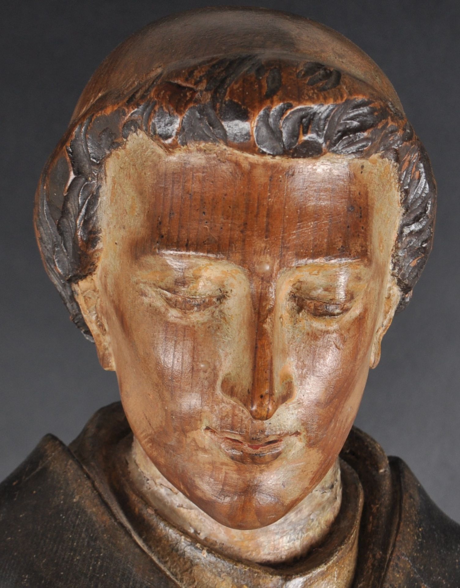 19TH CENTURY PINE CARVED CLERGYMAN - Image 2 of 7