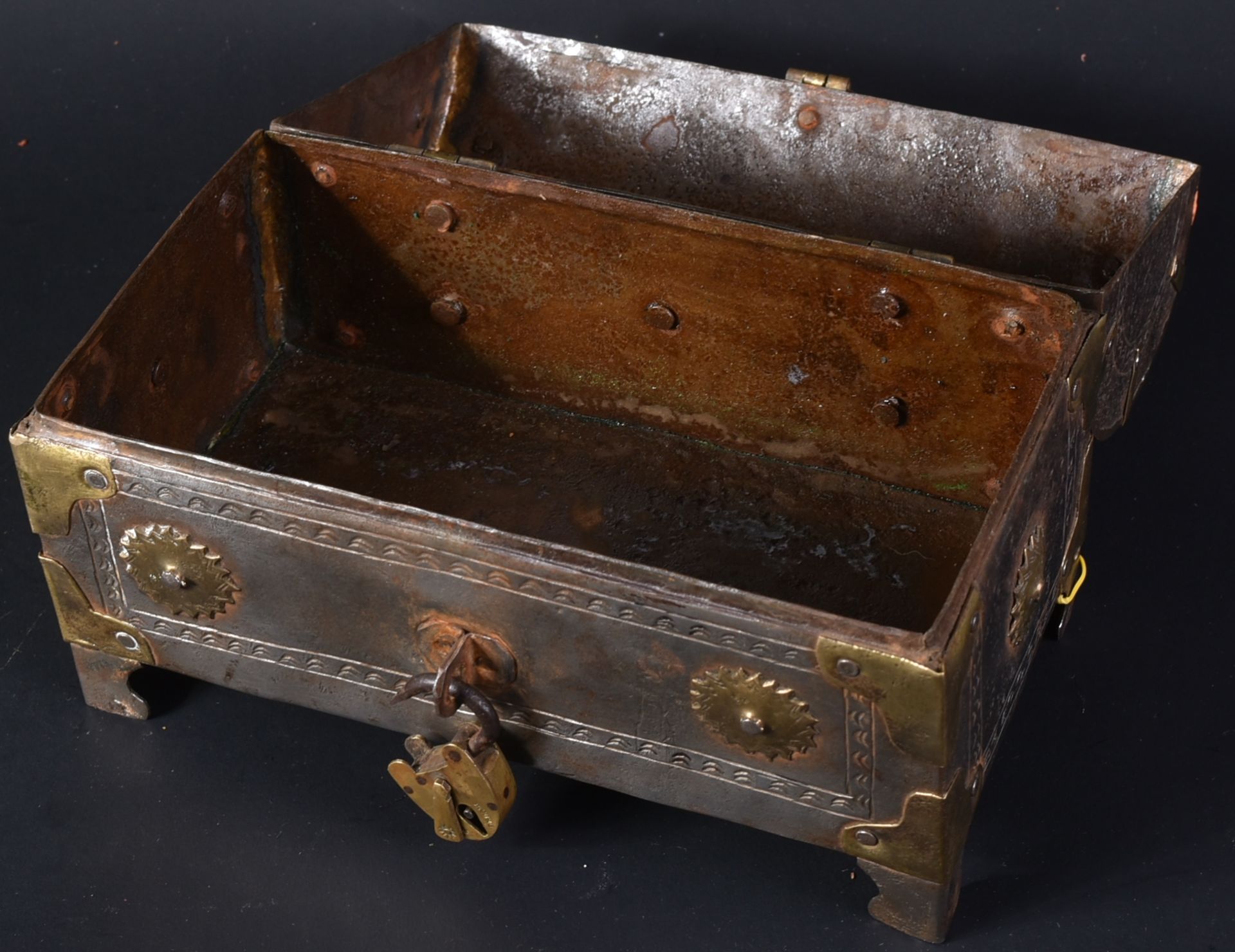 19TH CENTURY MIDDLE EASTERN METAL DOME TOP BOX - Image 2 of 7