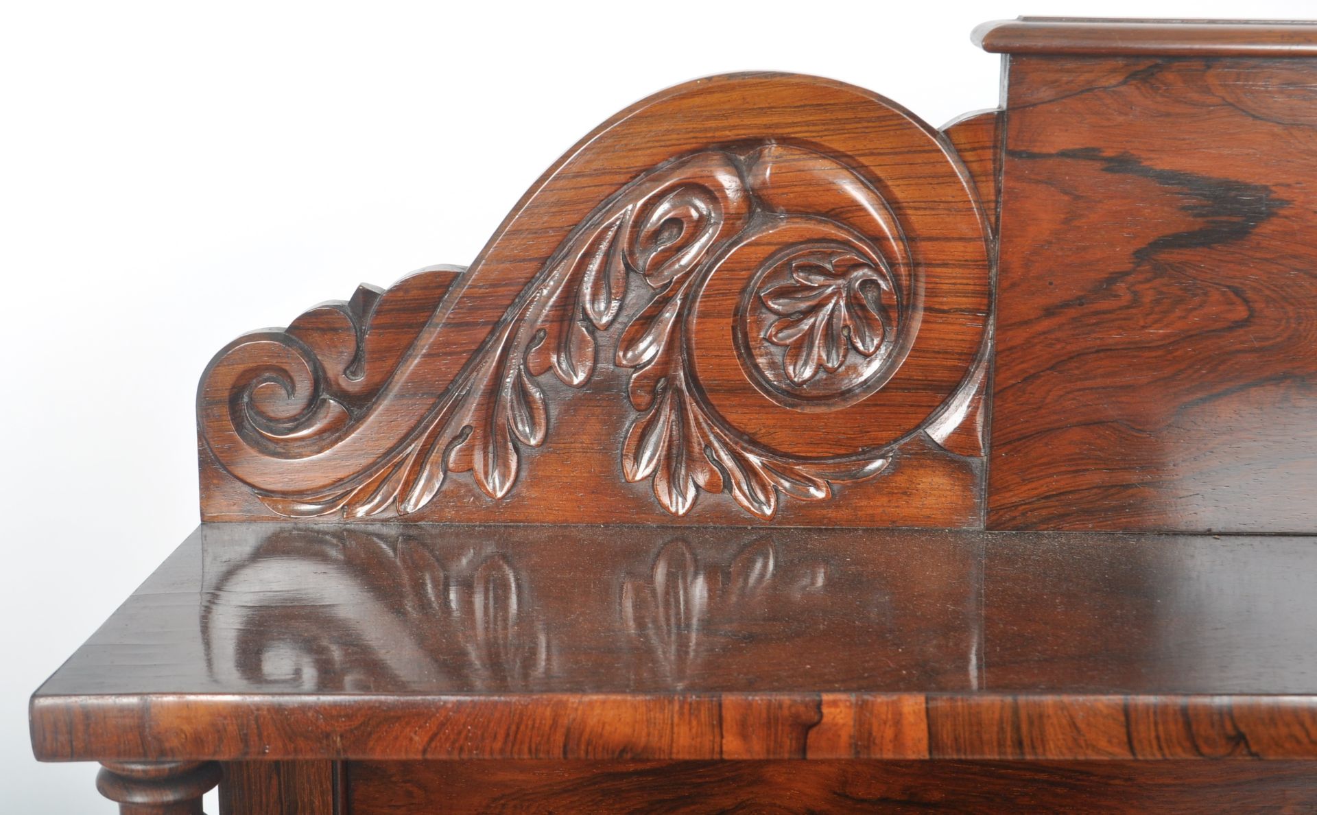 19TH CENTURY VICTORIAN FLAME MAHOGANY CHIFFONIER - Image 4 of 9