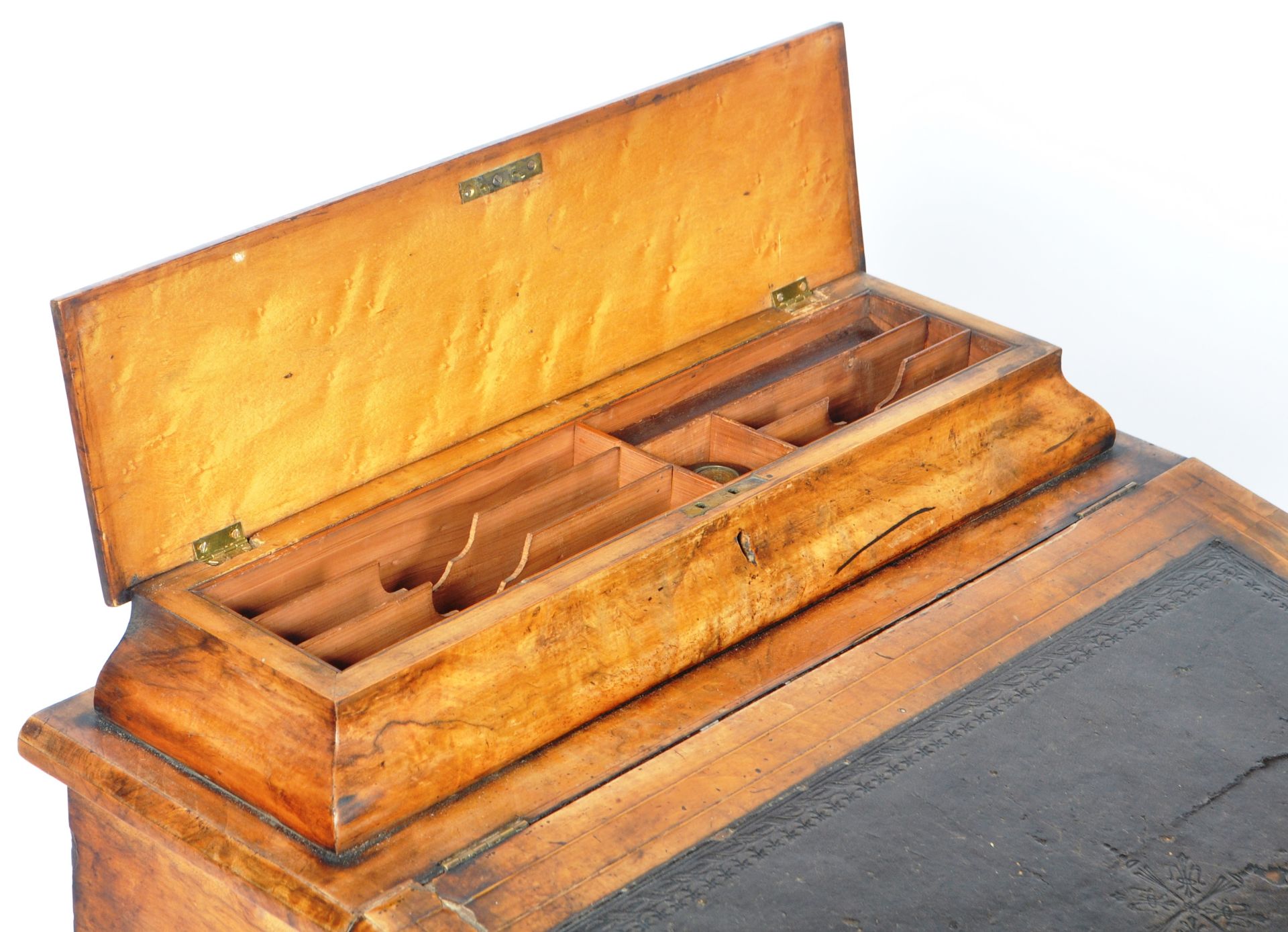 19TH CENTURY VICTORIAN WALNUT DAVENPORT DESK - Image 3 of 9