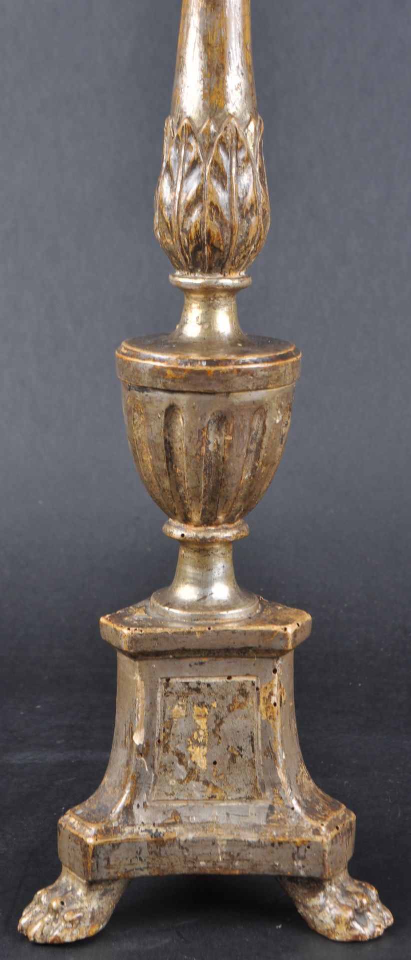 19TH CENTURY ITALIAN CARVED ALTAR CANDLESTICK - Image 3 of 4