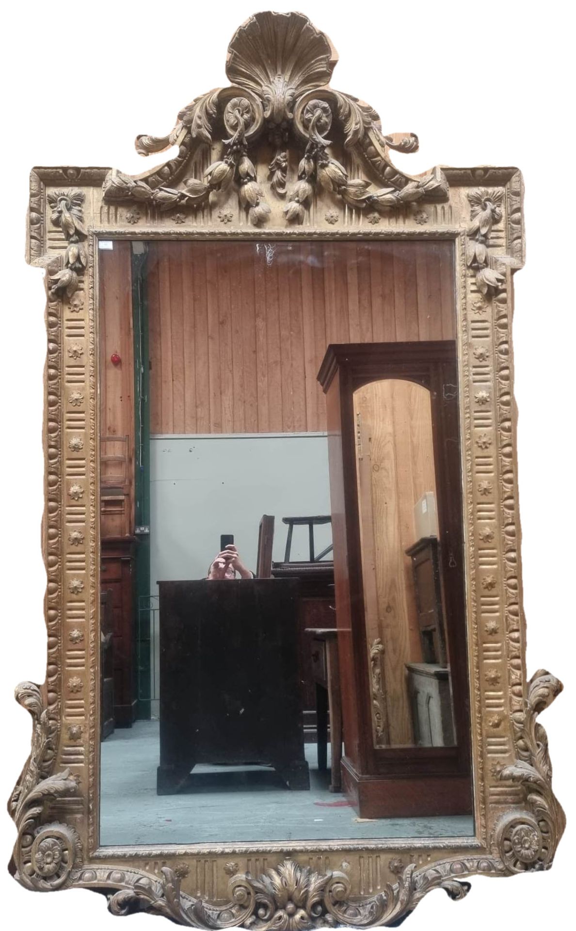 LARGE REGENCY CARVED GILTWOOD MIRROR - Image 2 of 9