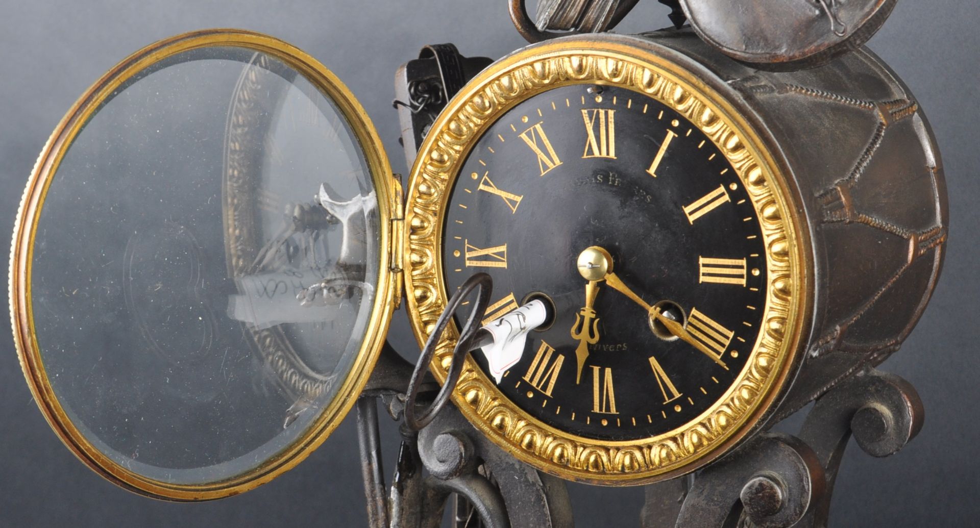 19TH CENTURY FRENCH AUBERT OF PARIS BRONZE WORKED CLOCK - Image 11 of 11