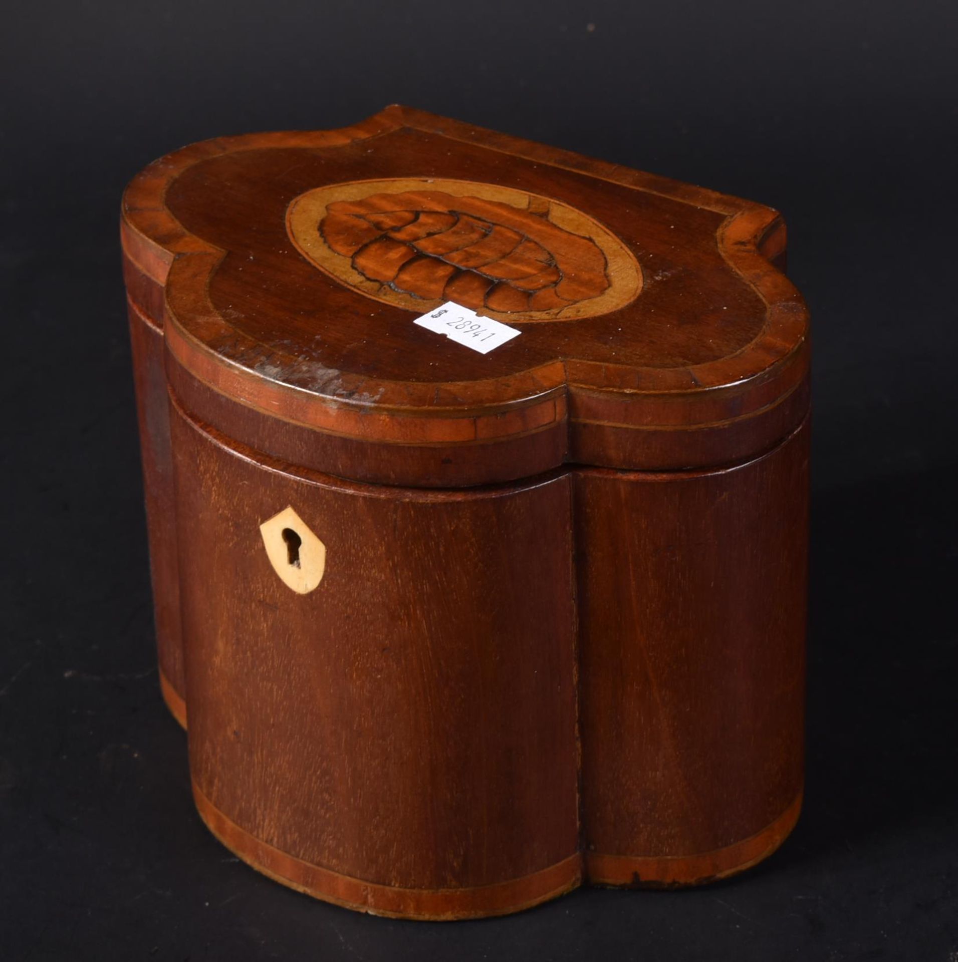 GEORGE III TREFOIL MAHOGANY TEA CADDY - Image 2 of 5