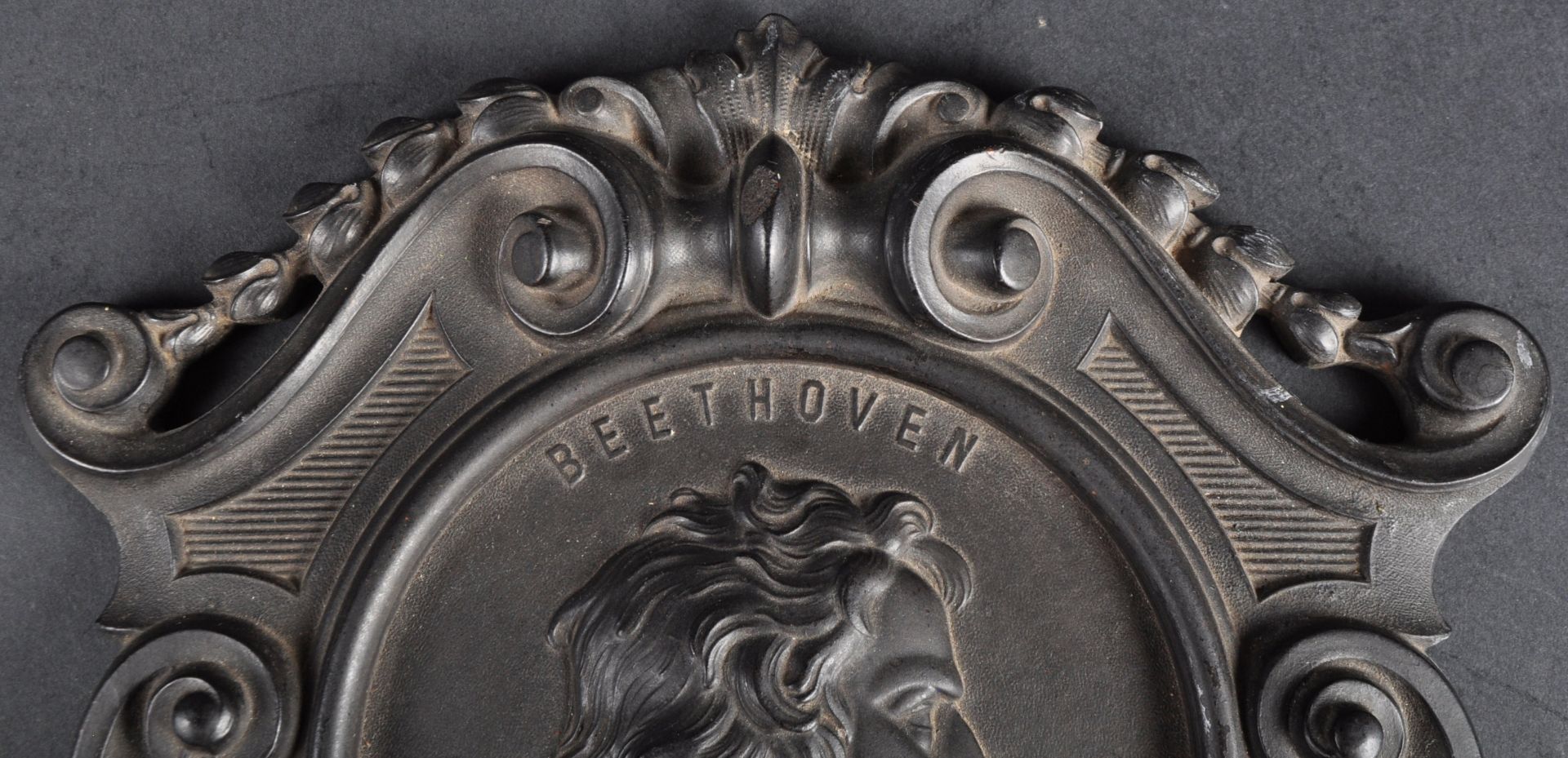 19TH CENTURY BOIS DURCI VULKANITE PLAQUE OF BEETHOVEN - Image 2 of 6