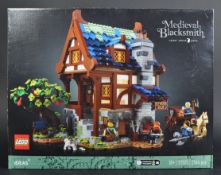 LEGO SET - IDEAS - 21325 - MEDIEVAL BLACKSMITH