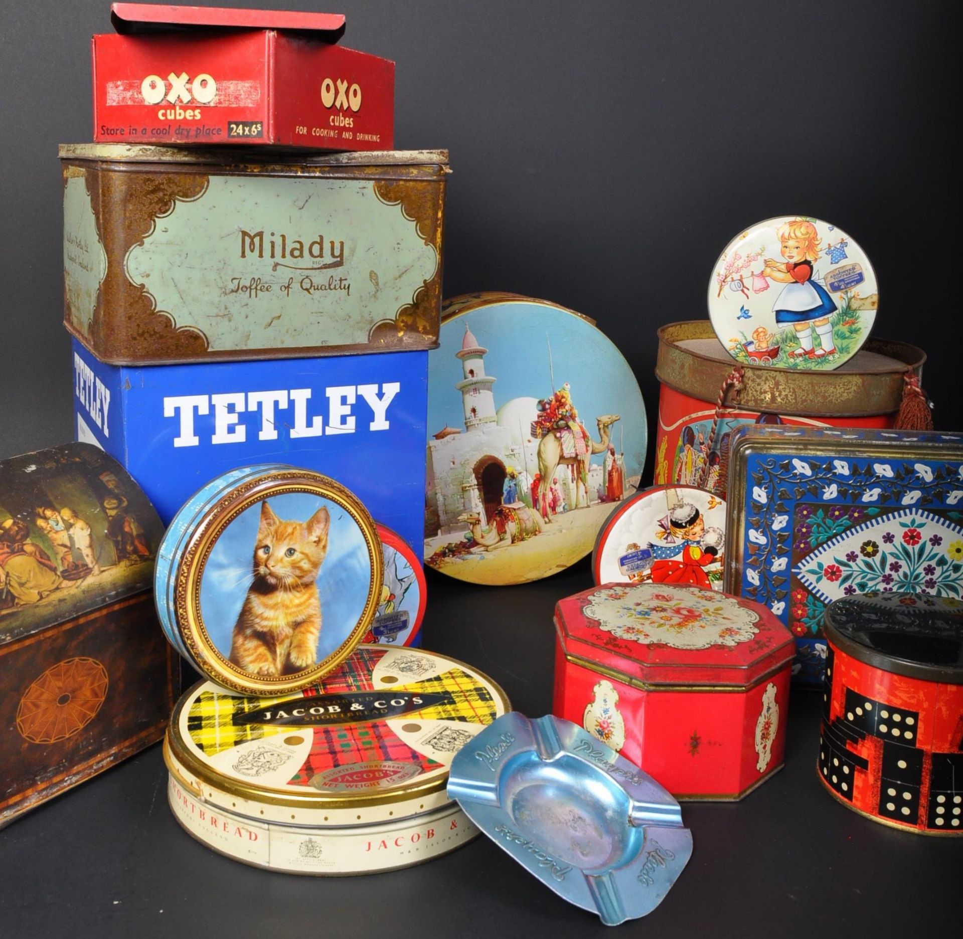 VINTAGE 20TH CENTURY ADVERTISING TINS / BOXES