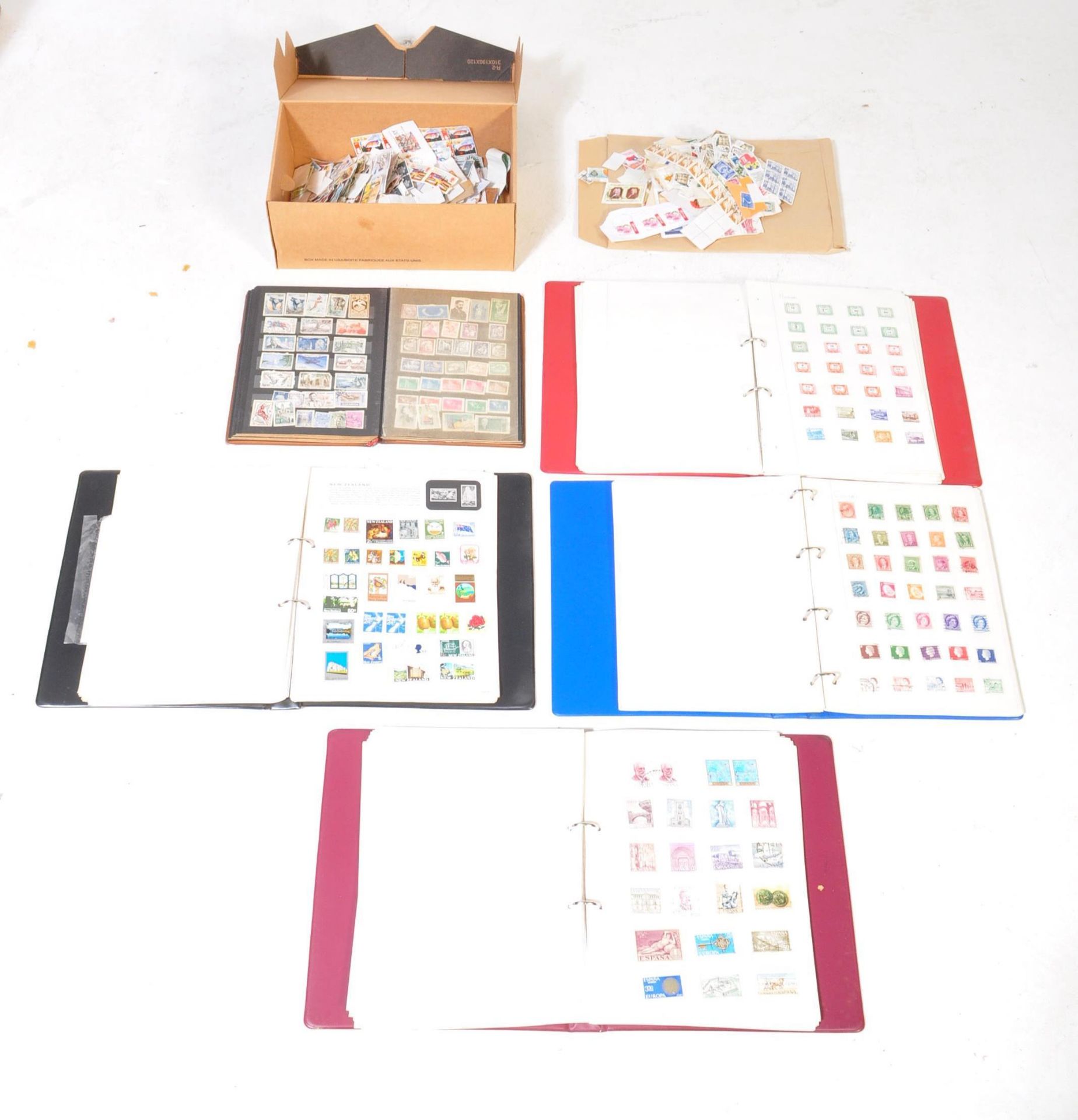 ASSORTMENT OF 20TH CENTURY BRITISH & FOREIGN STAMPS