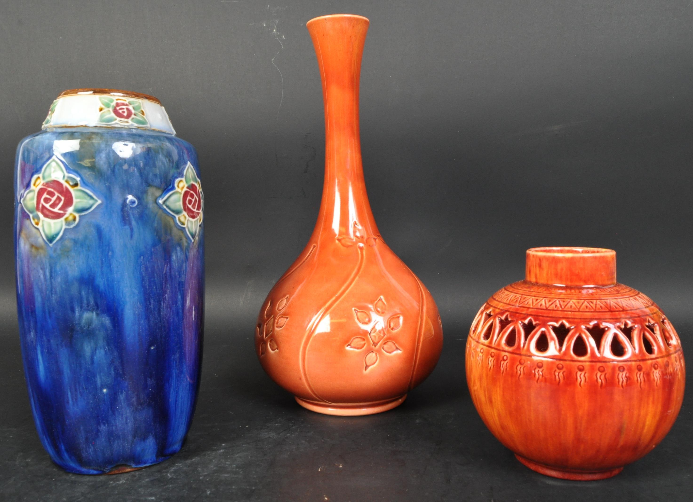 ASSORTMENT OF ARTS & CRAFTS STUDIO ART POTTERY ITEMS