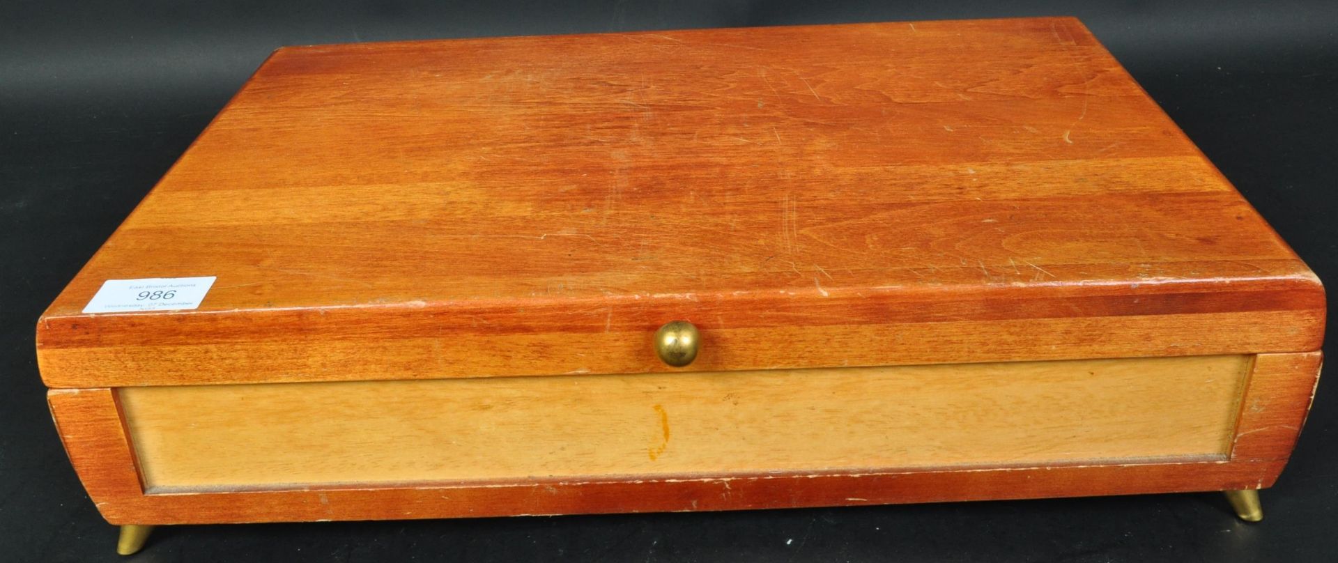 20TH CENTURY OAK CASED 12 PLACE CANTEEN OF CUTLERY - Image 5 of 5