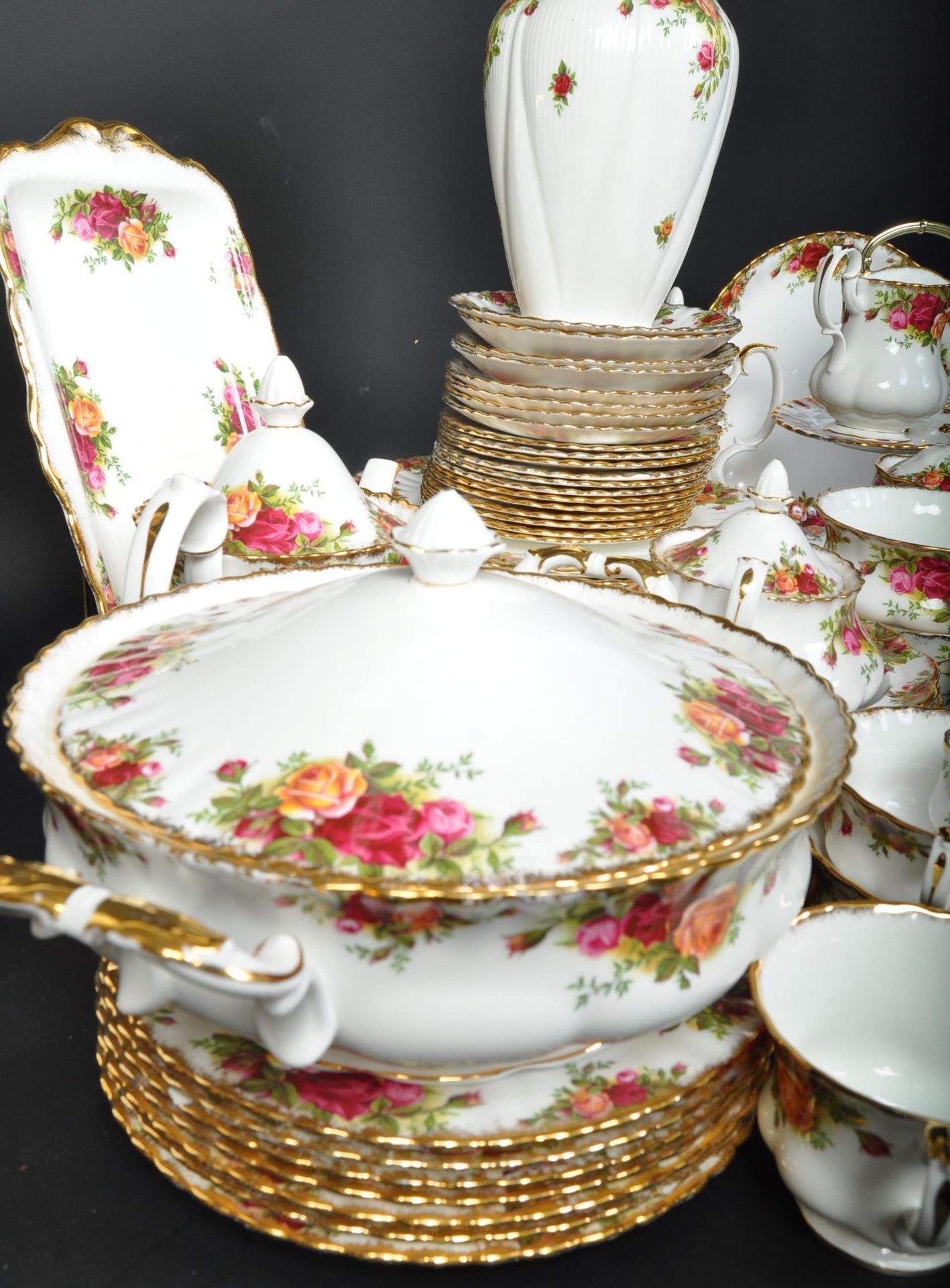 ROYAL ALBERT - OLD COUNTRY ROSES - VINTAGE TEA SERVICE - Bild 5 aus 8