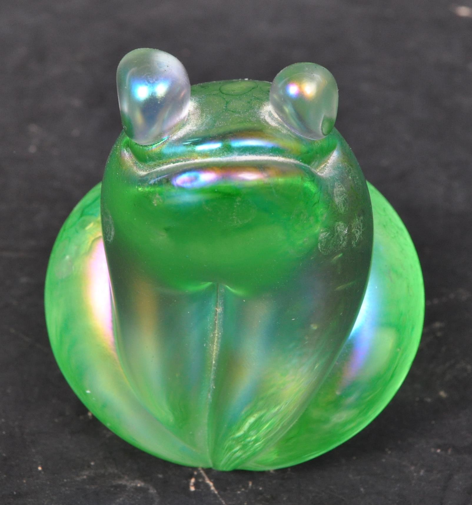 JOHN DITCHFIELD FOR GLASFORM IRIDESCENT GLASS PAPERWEIGHT - Image 3 of 6