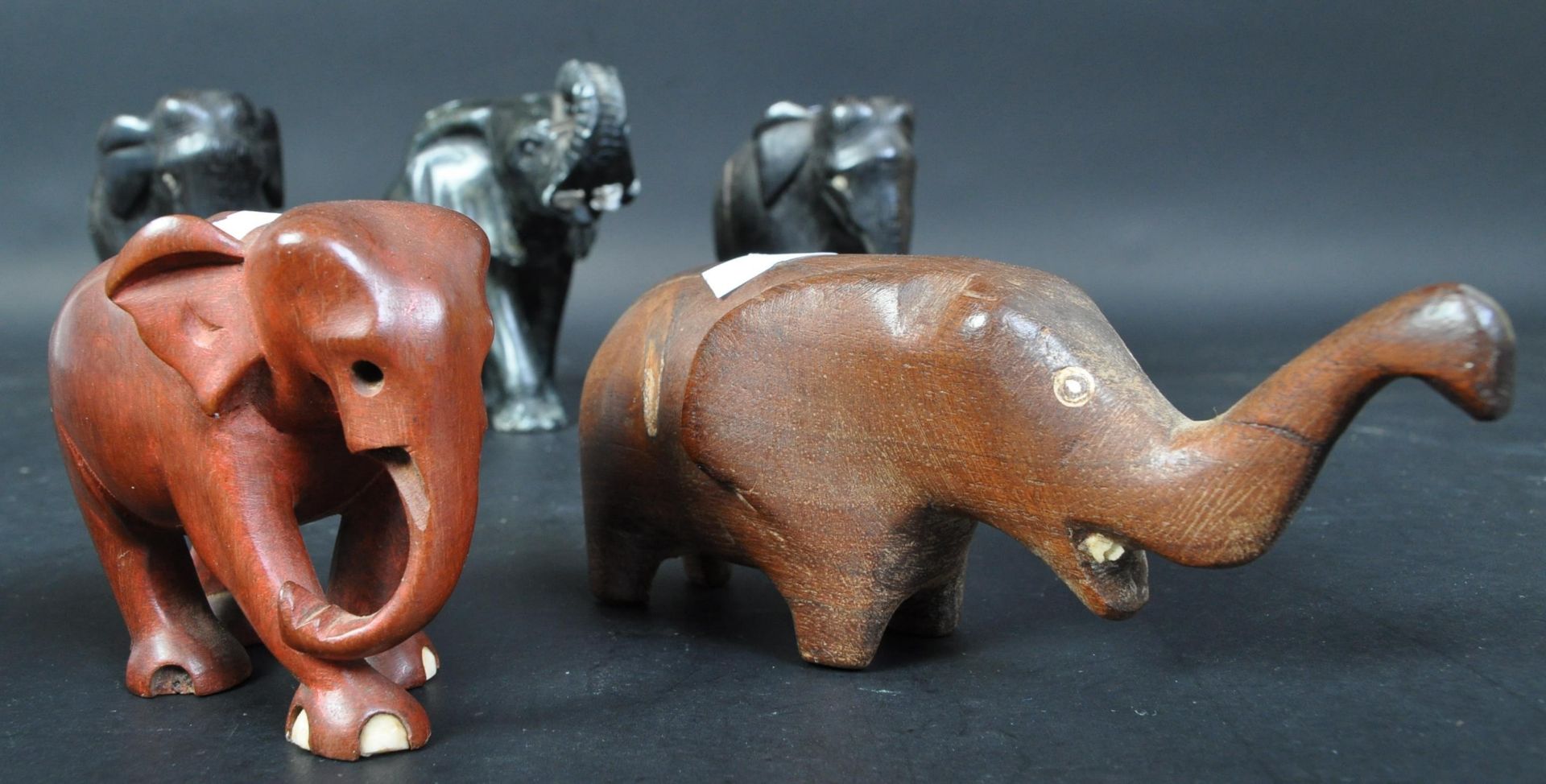 COLLECTION OF FIVE WOODEN ELEPHANT STATUES - Image 5 of 5