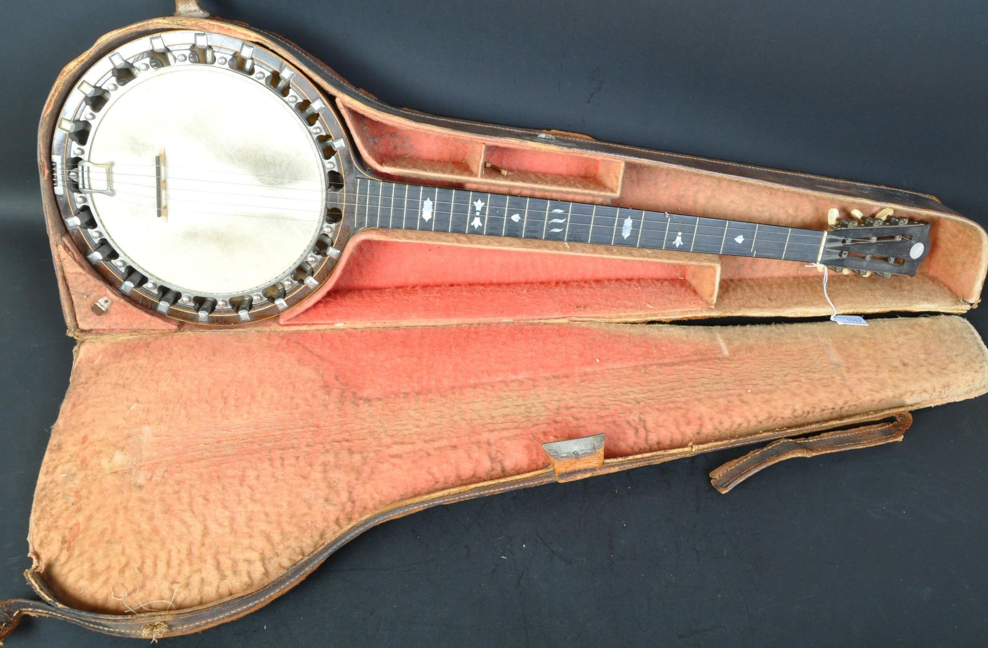 EARLY 20TH CENTURY LEATHER CASED NEW WINDSOR PATENT N. 1 BANJO - Bild 2 aus 8