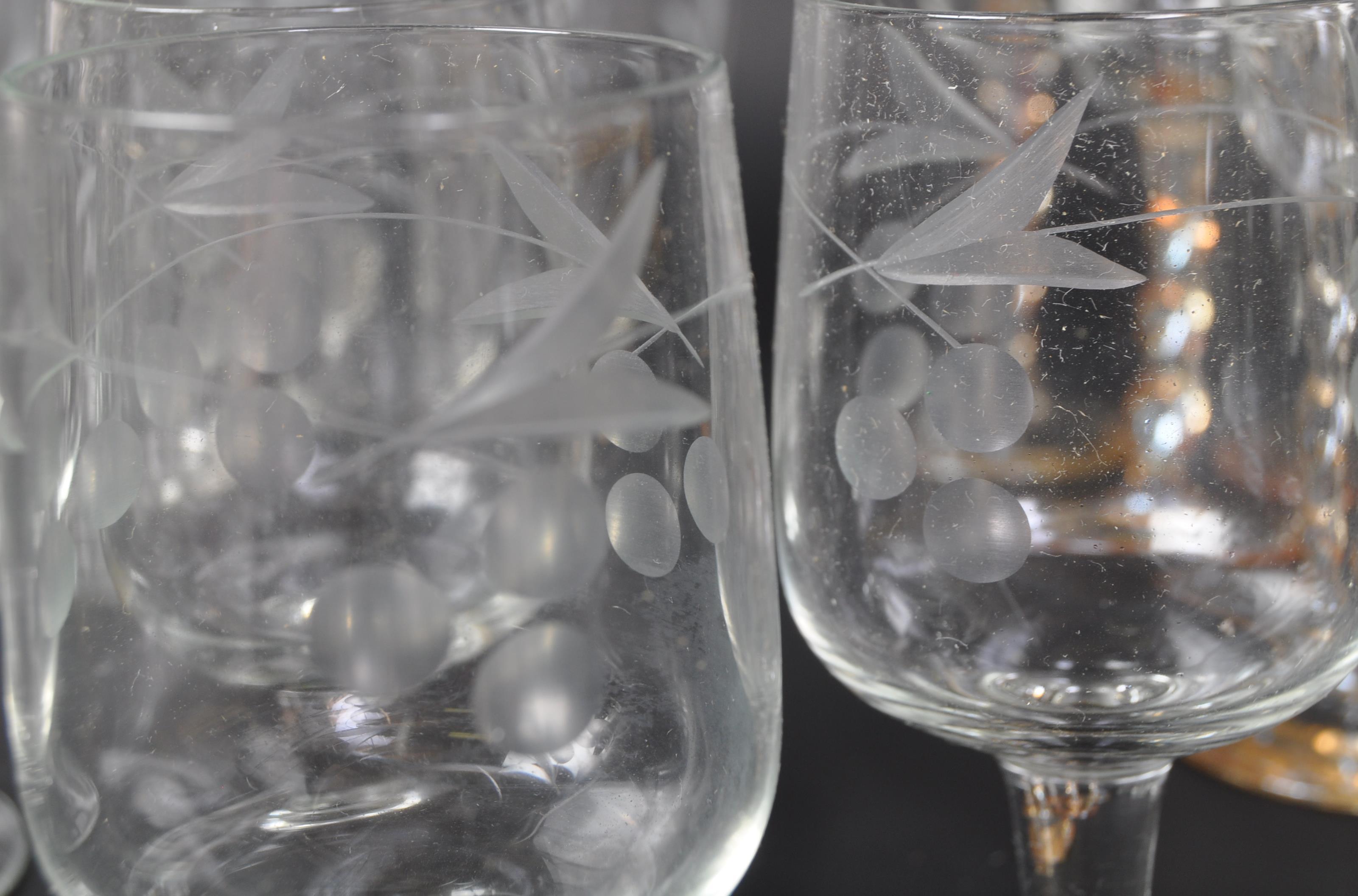 SET OF SIX BARLEY TWIST SHERRY DRINKING GLASSES - Image 6 of 6