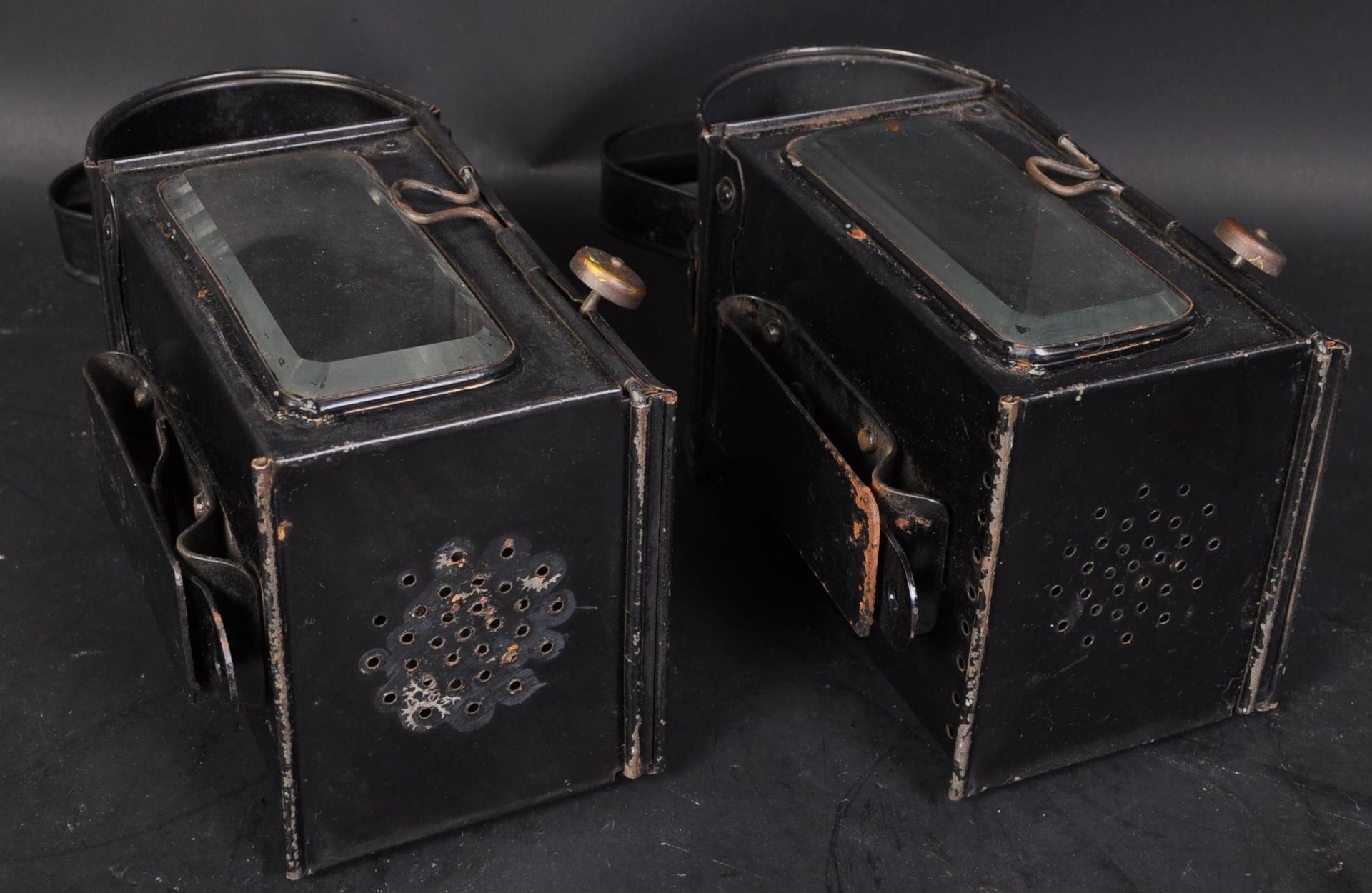 PAIR OF EARLY 20TH CENTURY RAYDYOT CARRIAGE LAMPS - Image 4 of 4