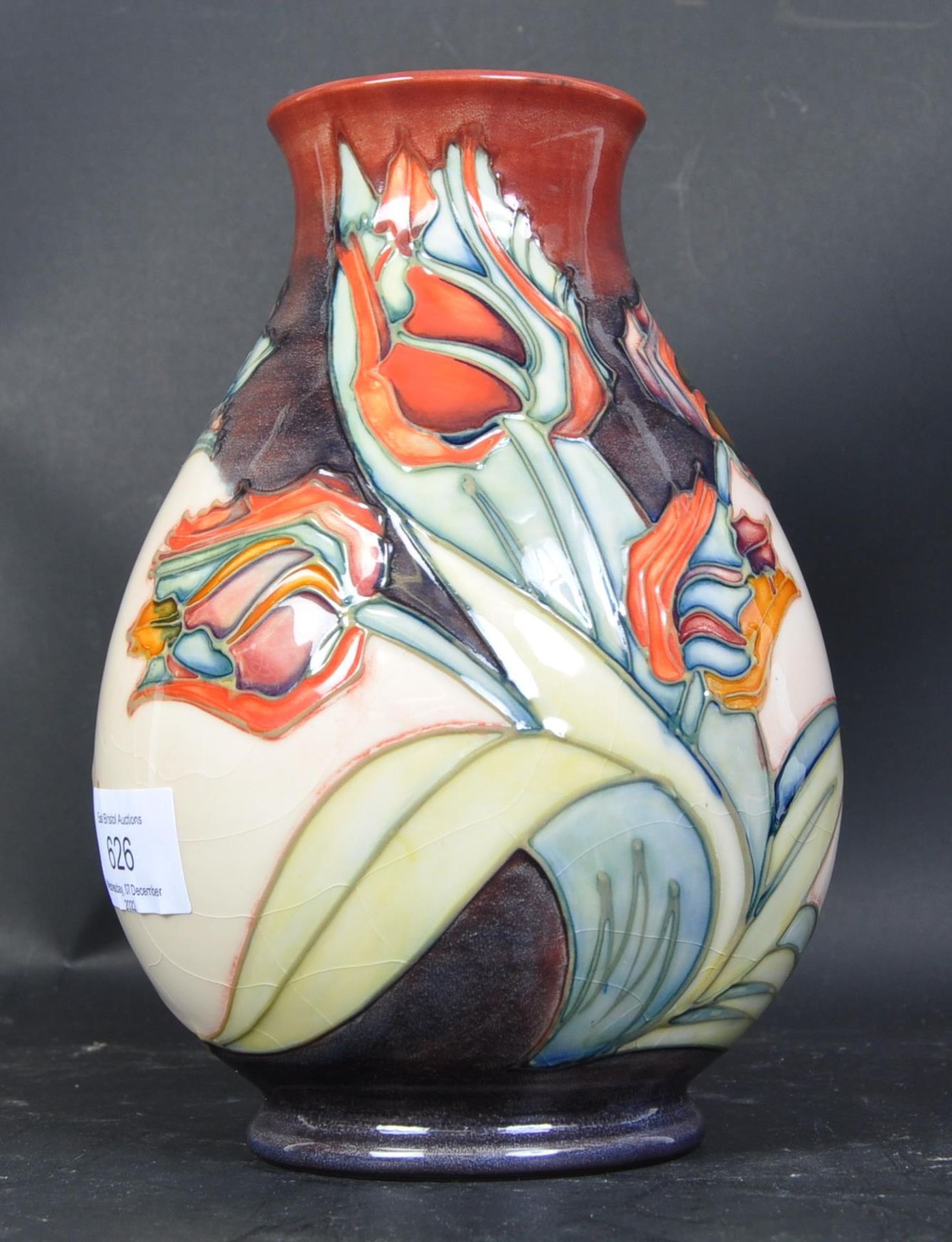 VINTAGE MOORCROFT POTTERY 'TULIP' VASE