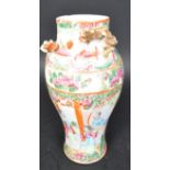 19TH CENTURY CANTONESE CHINESE CERAMIC VASE