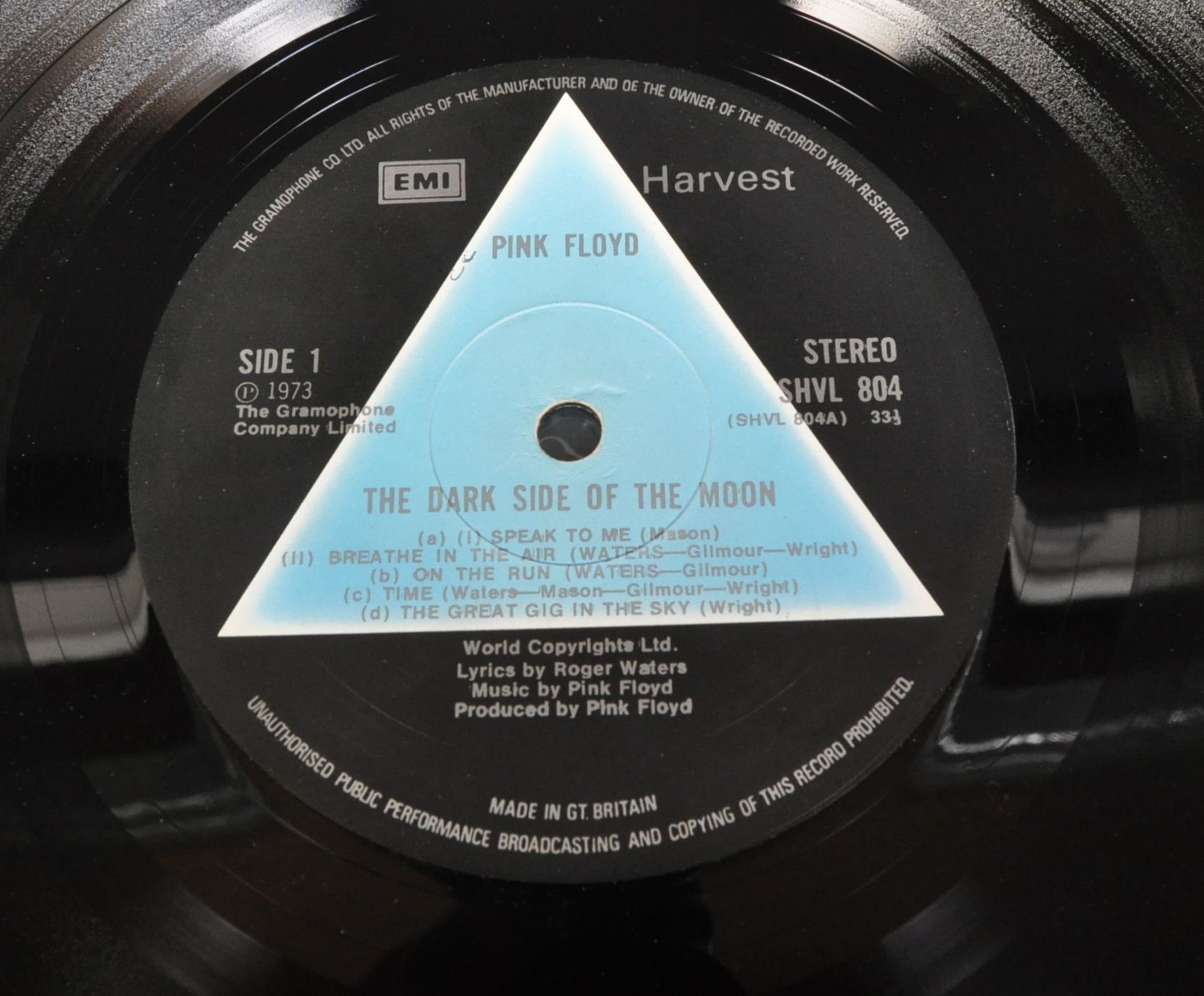 PINK FLOYD - DARK SIDE OF THE MOON - FIRST PRESSING - VINYL RECORD - Image 4 of 5