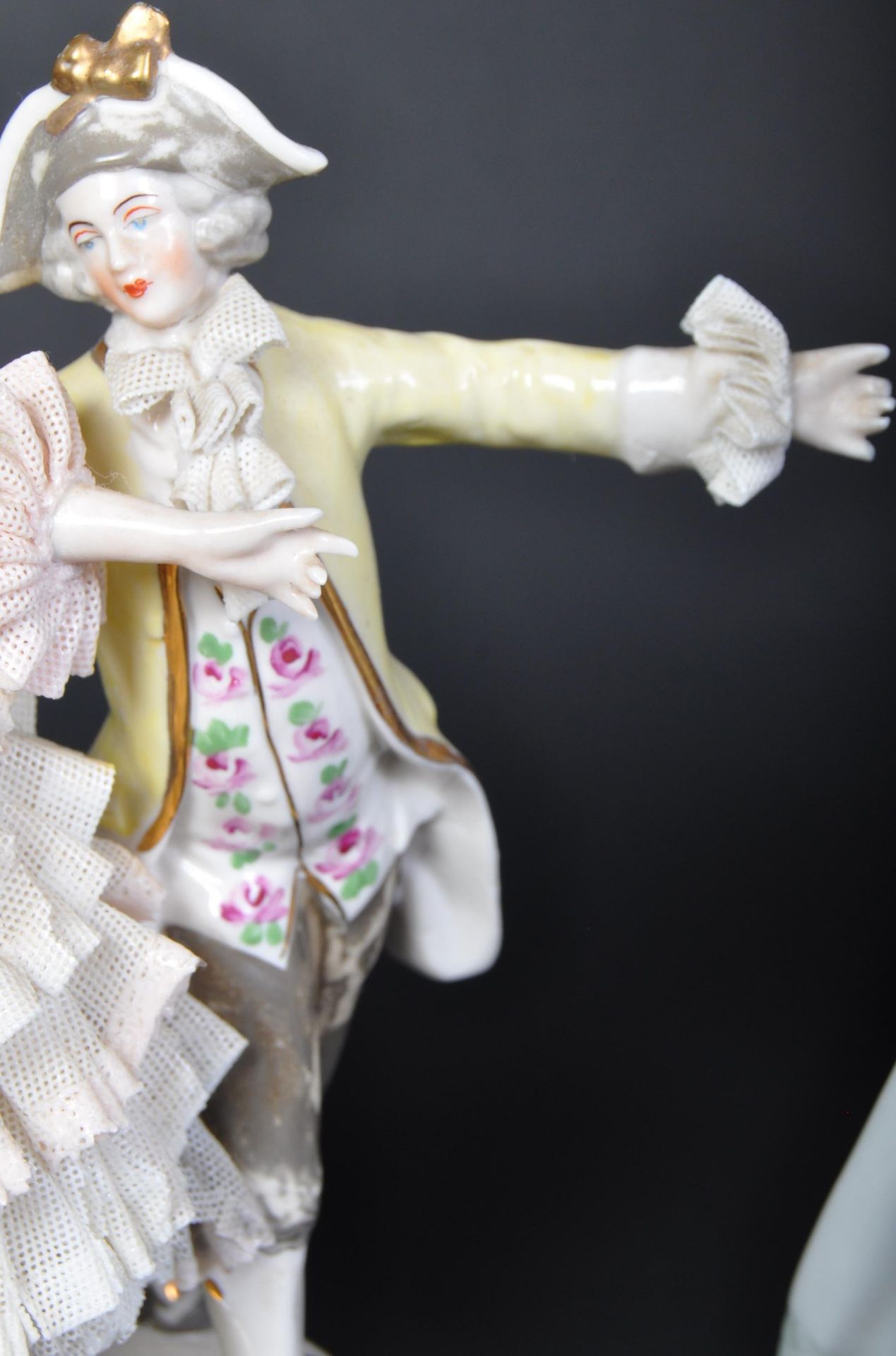 20TH CENTURY PORCELAIN FIGURINES - DRESDEN & NAO LLADRO - Image 3 of 7