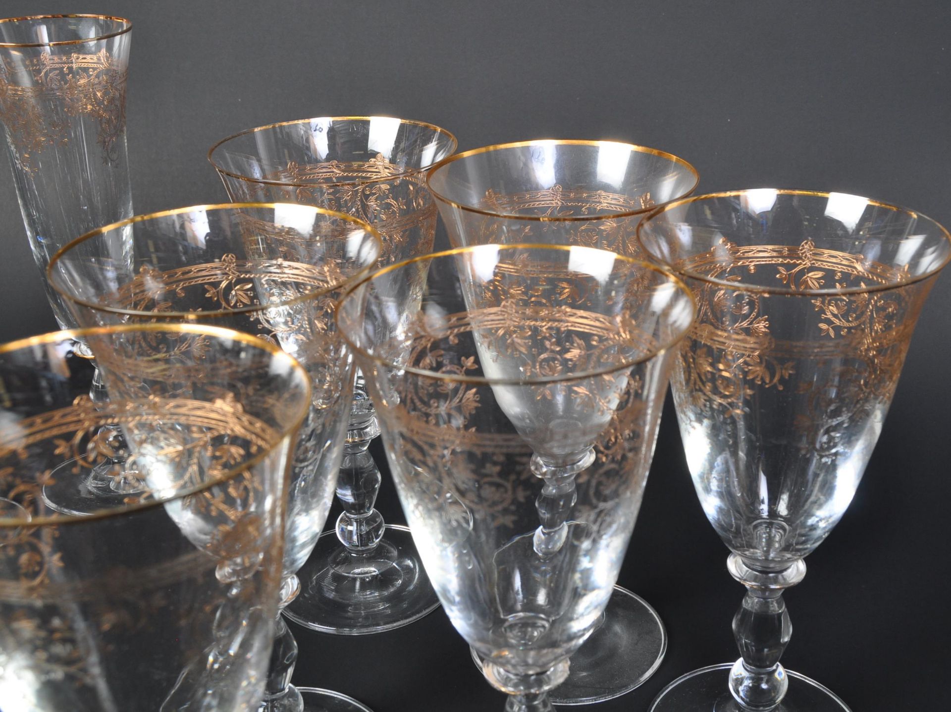 COLLECTION OF VINTAGE MID CENTURY GLASS GOBLET VASES - Image 2 of 5